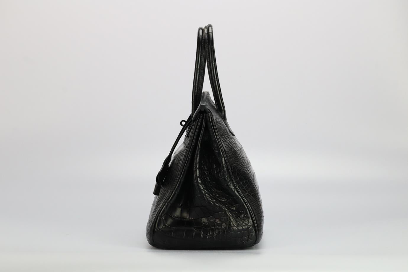 Hermès 2010 Birkin 35cm So Black Matte Alligator Bag Pour femmes en vente