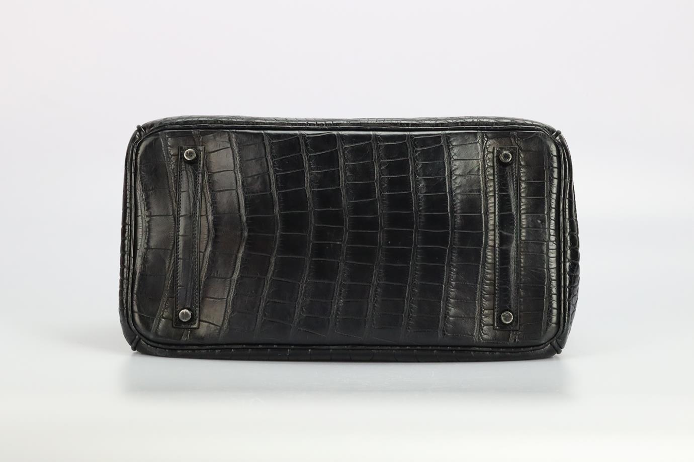 Hermès 2010 Birkin 35cm So Black Matte Alligator Bag en vente 3