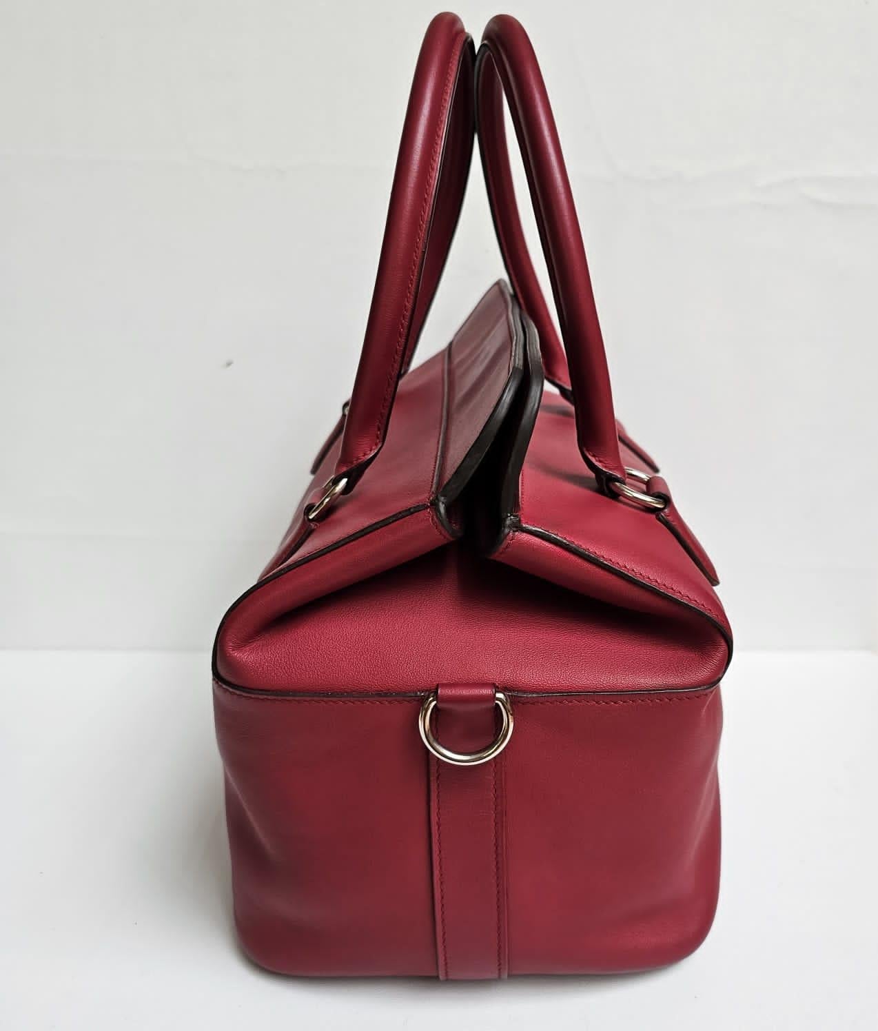 Hermes 2011 Evercolor Rouge Grenat Toolbox 26 Bag In Good Condition For Sale In Jakarta, Daerah Khusus Ibukota Jakarta