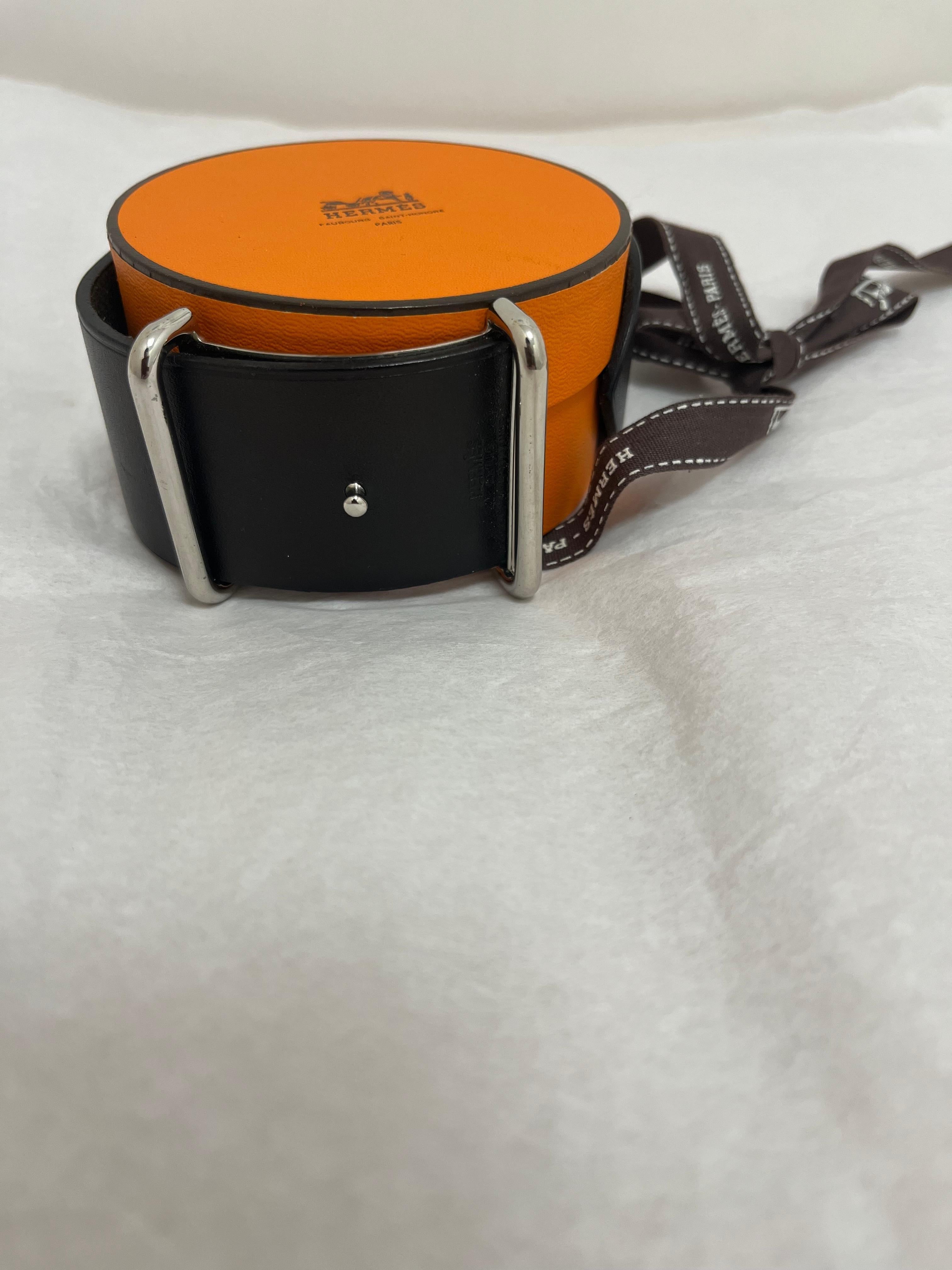 Hermes 2011 Unisex Leather and Palladium Cuff w/Box For Sale 1