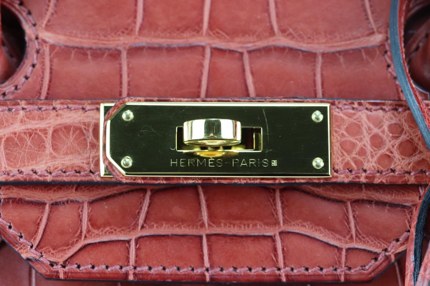 Hermès 2013 Birkin 35cm Alligator Matte Mississippiensis Leather Bag en vente 5
