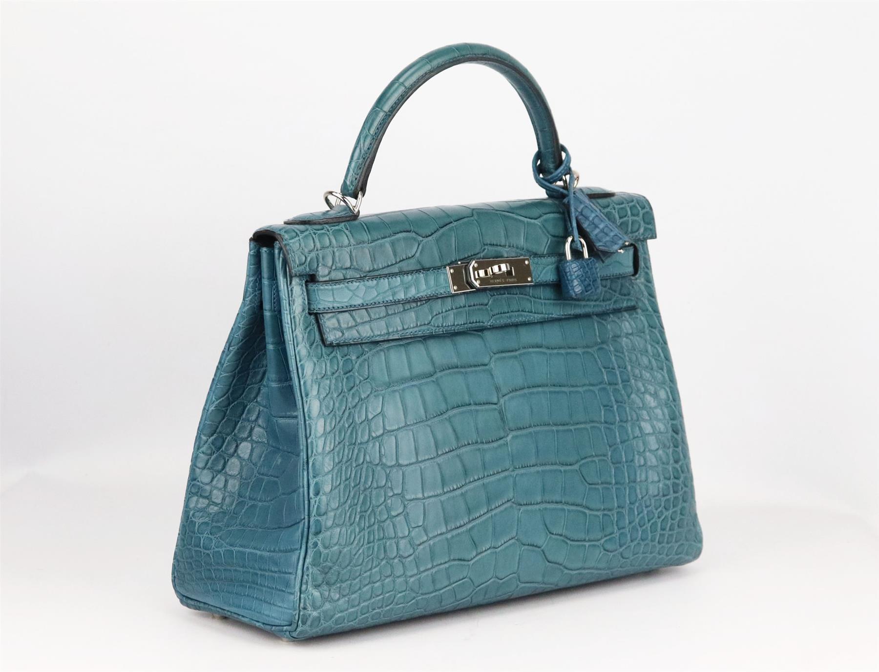Hermès 2015 Sac Kelly 30cm en cuir d'alligator mat Mississippiensis Excellent état - En vente à London, GB