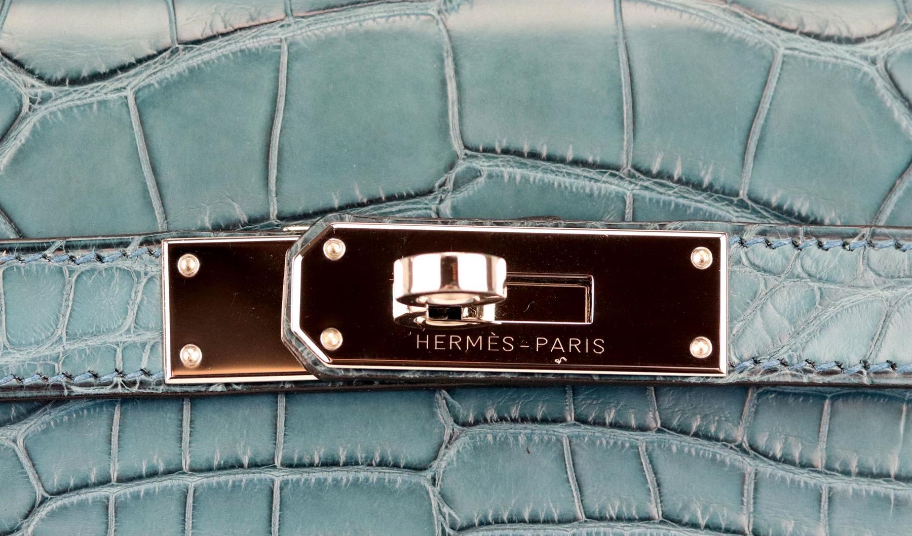 Hermès 2015 Sac Kelly 30cm en cuir d'alligator mat Mississippiensis en vente 3