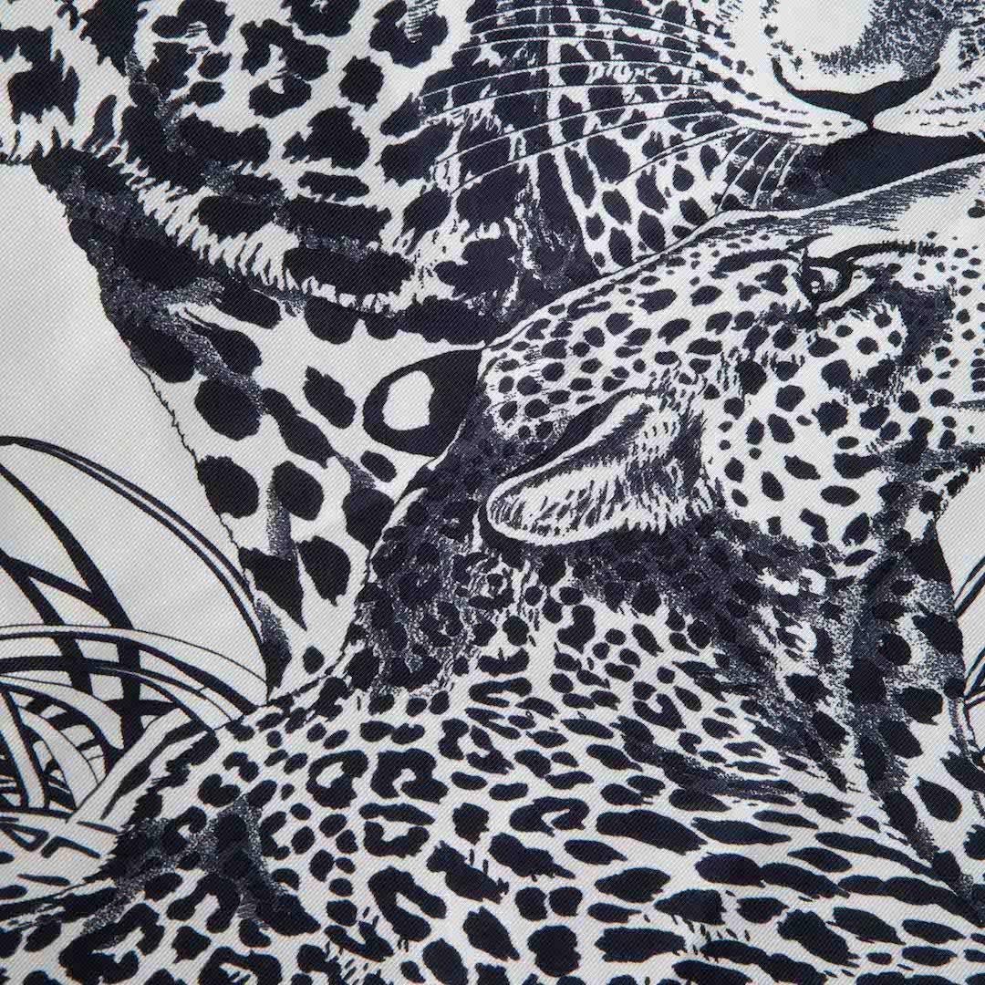 Hermès 2018 Silk Jungle Love Tunic Size S In Good Condition In London, GB