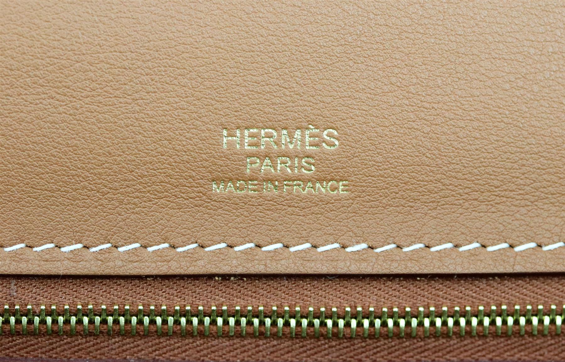 Hermès 2019 24/24 35cm Taurillon Maurice And Swift Leather Handbag For Sale 3