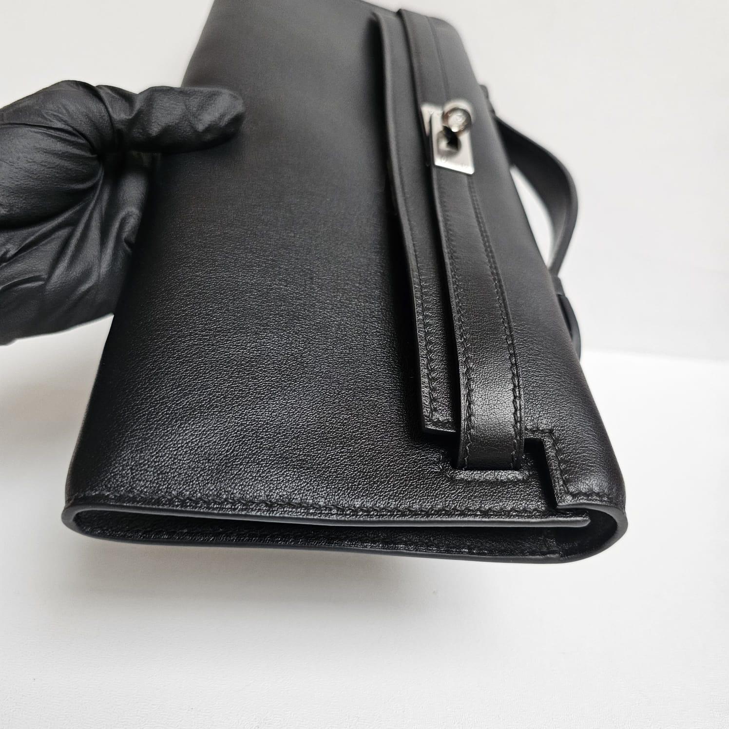 Hermes 2020 Black Swift Leather Kelly Cut Clutch 14