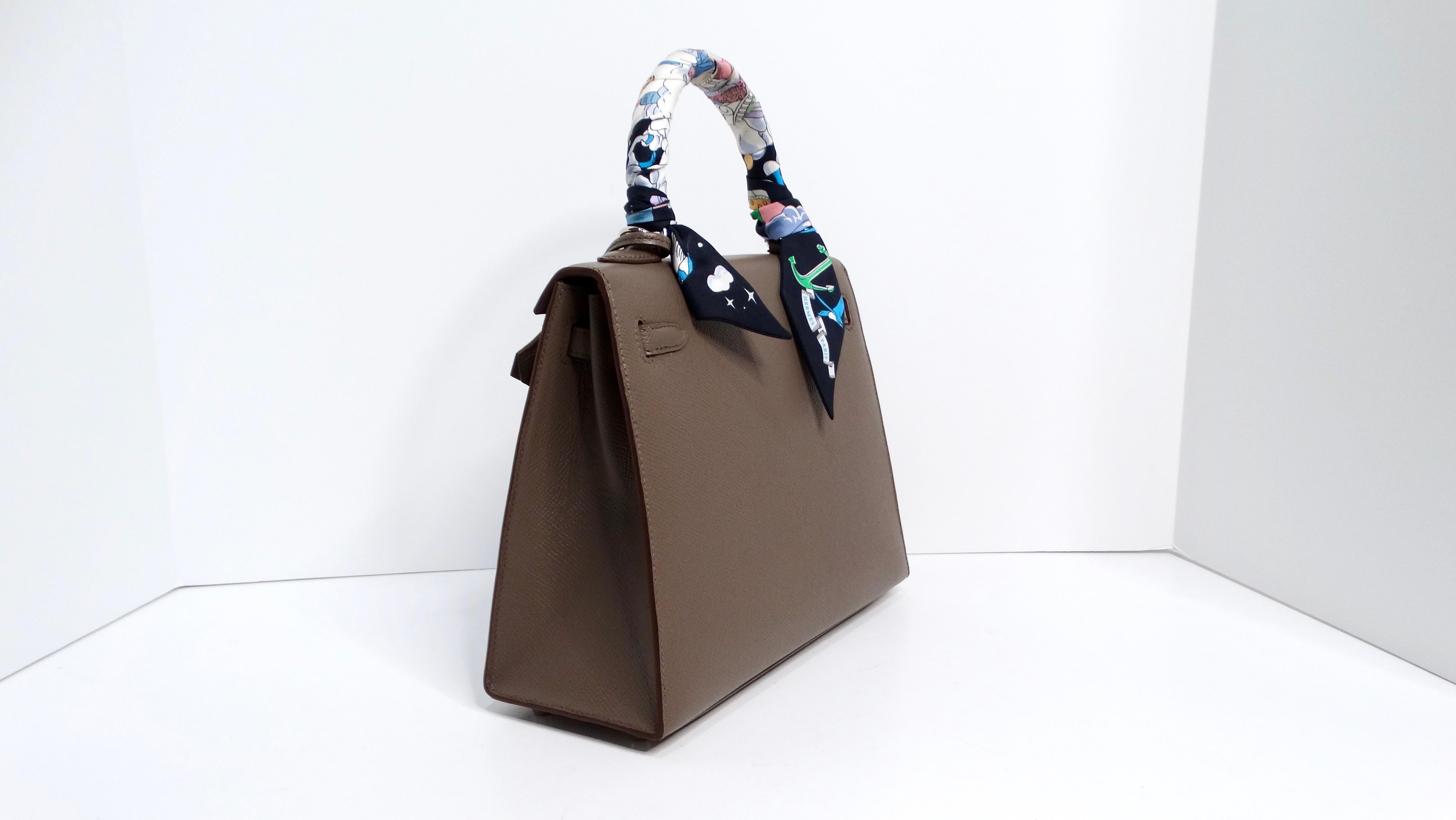 Hermes 2023 Kelly Grigio Epsom Sellier 25 Con Hardware Palladio in vendita 3