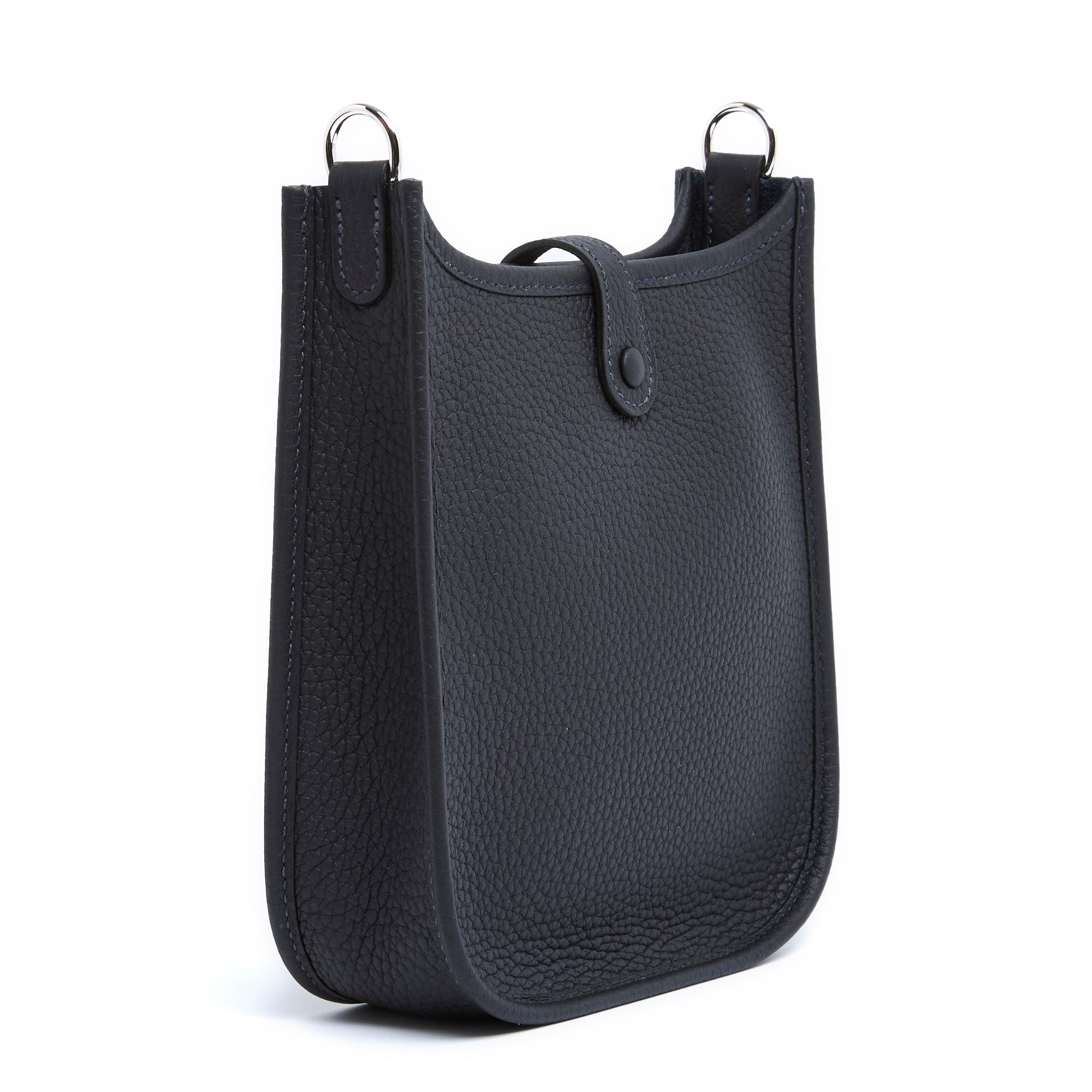 Hermès 2024 Evelyne TPM Navy Blue Clemence Palladium Silver In New Condition In PARIS, FR