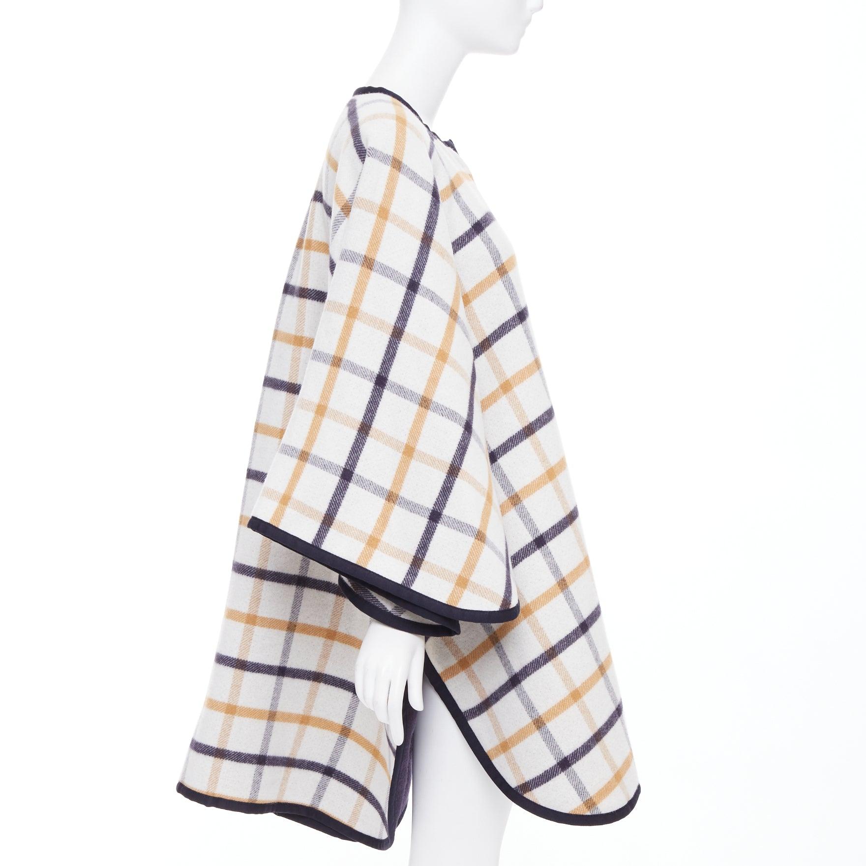 HERMES 2025 Camail Reversible azul marino crema cuadros cachemira tripulación capa poncho en Bueno estado para la venta en Hong Kong, NT