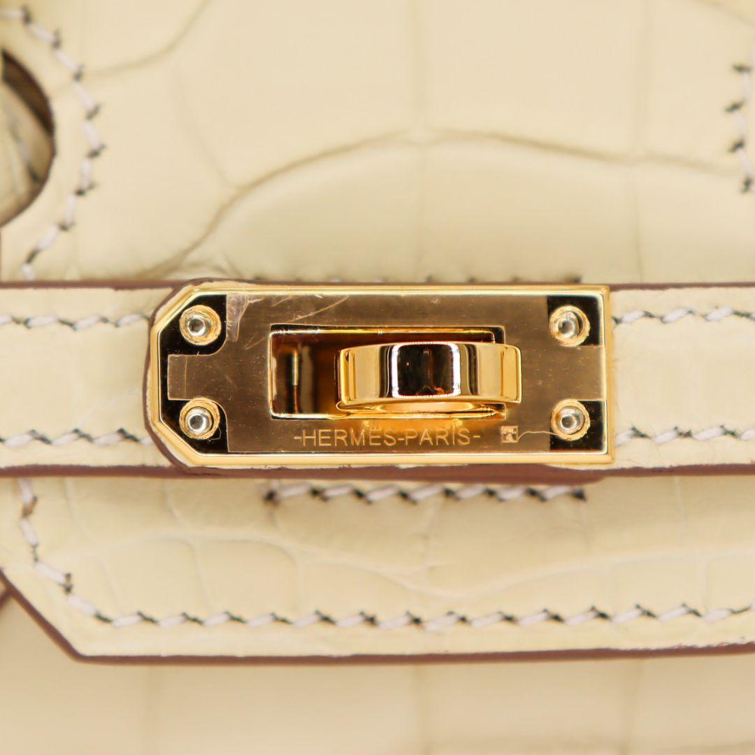 Hermès 20cm Birkin Sellier Vanille Matte Alligator Gold Hardware im Angebot 1