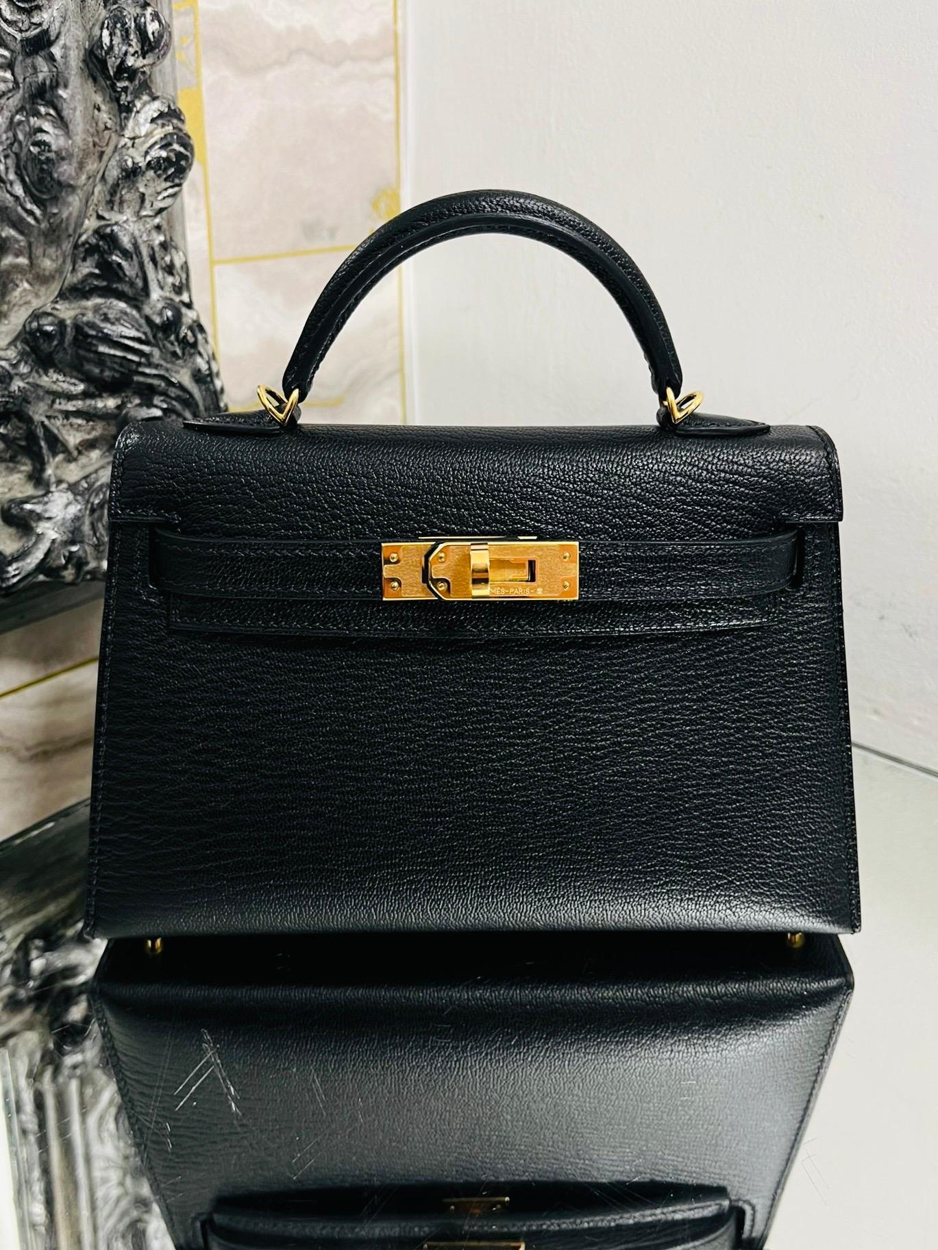 Hermes 20cm Mini Leather Mini Kelly Bag In Excellent Condition In London, GB