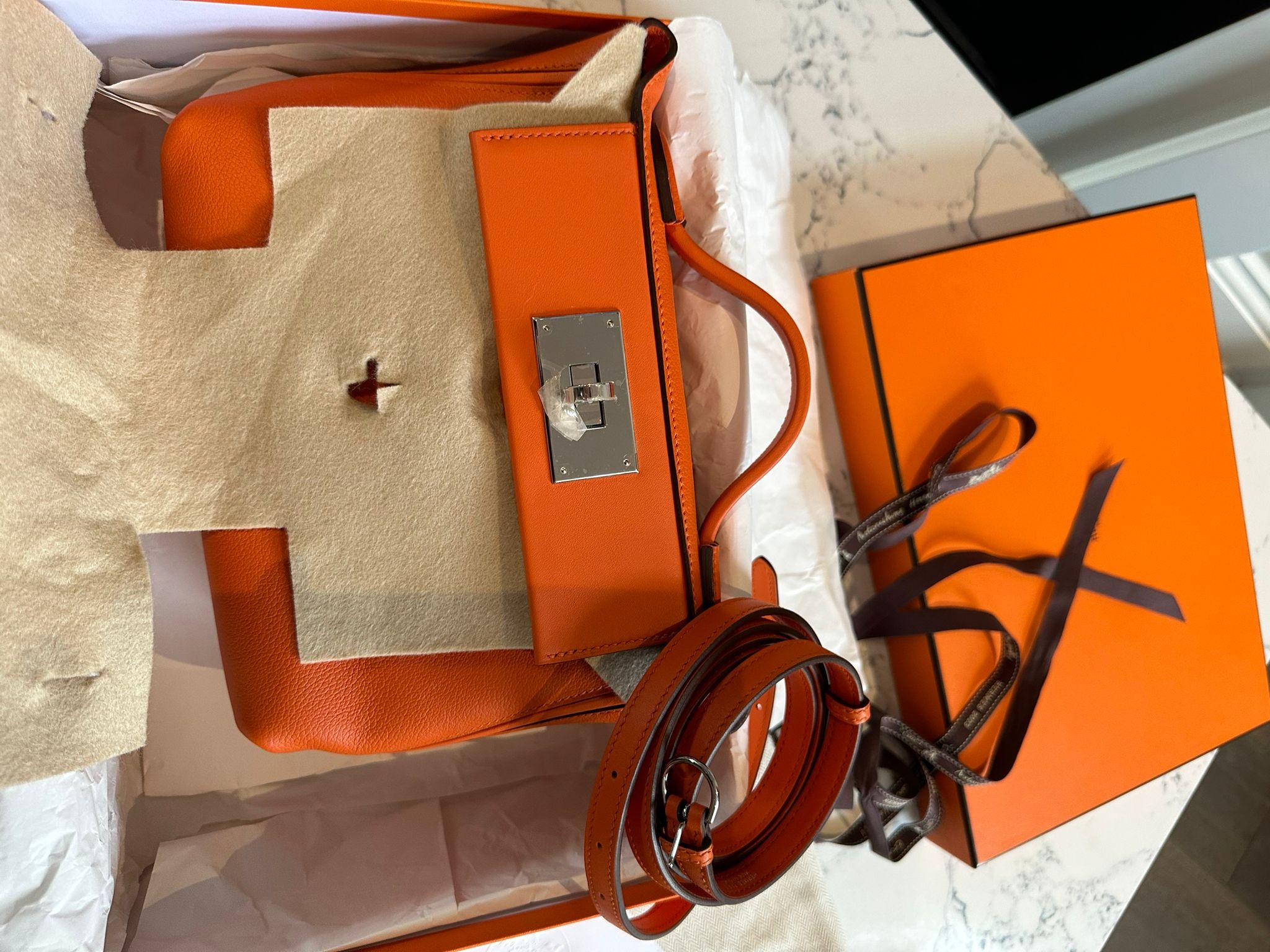 HERMÈS 24/24  mini handbag in Feu Evercolor leather with Palladium hardware 4