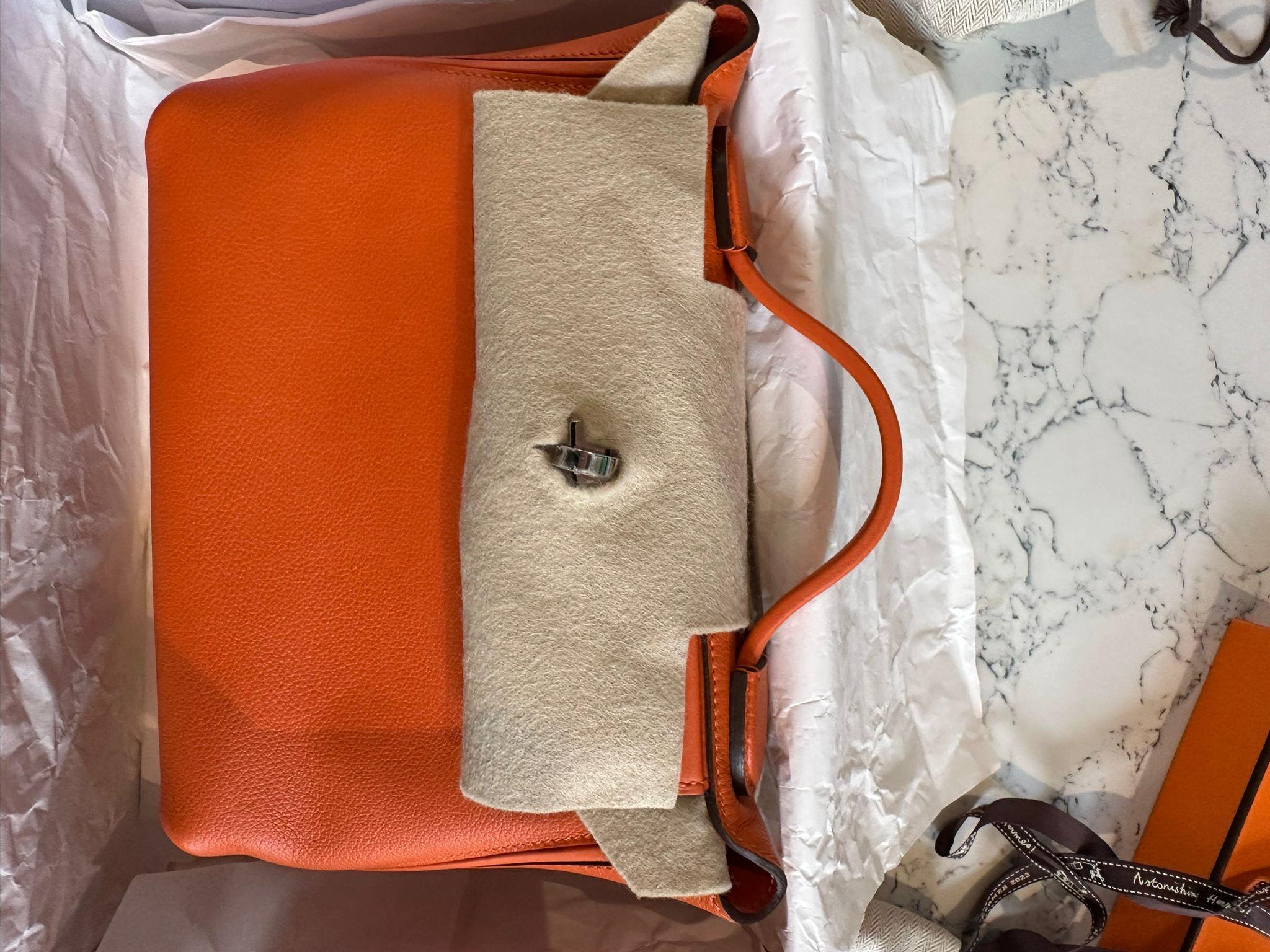 HERMÈS 24/24  mini handbag in Feu Evercolor leather with Palladium hardware 2