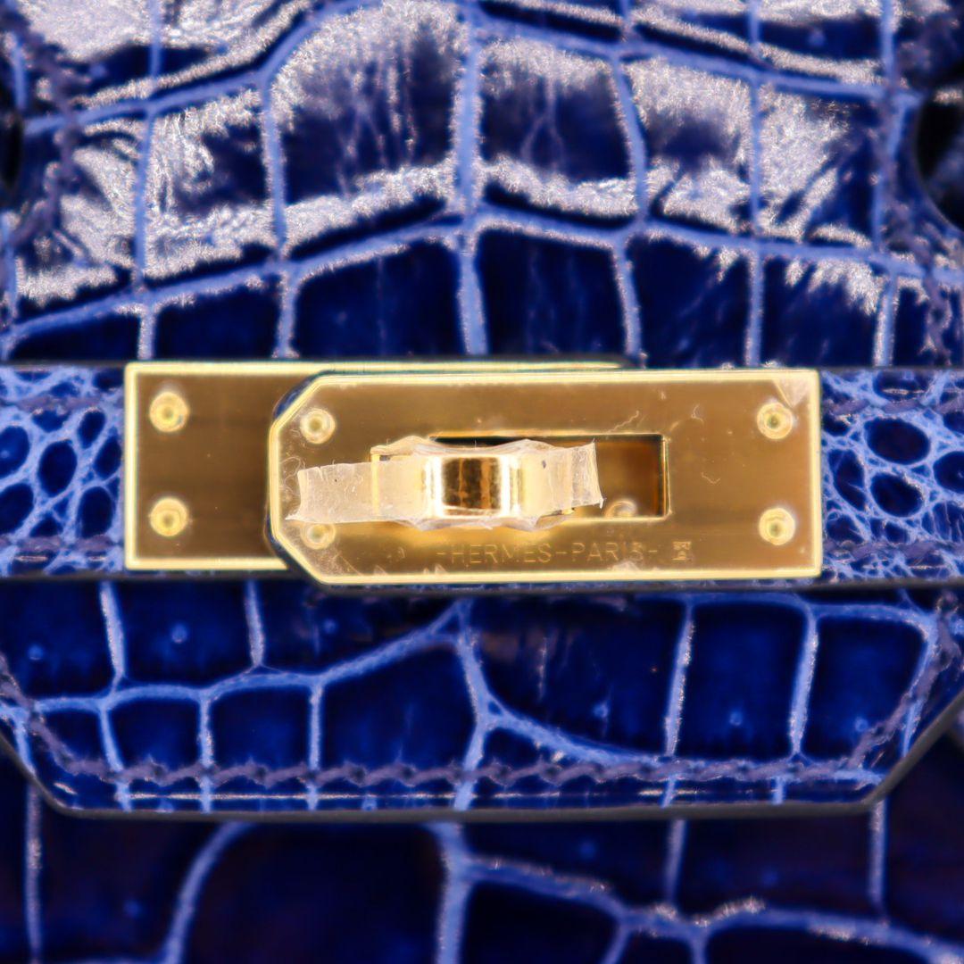 Hermès 25cm Birkin Bleu Saphir Shiny Porosus Crocodile Gold Hardware For Sale 1