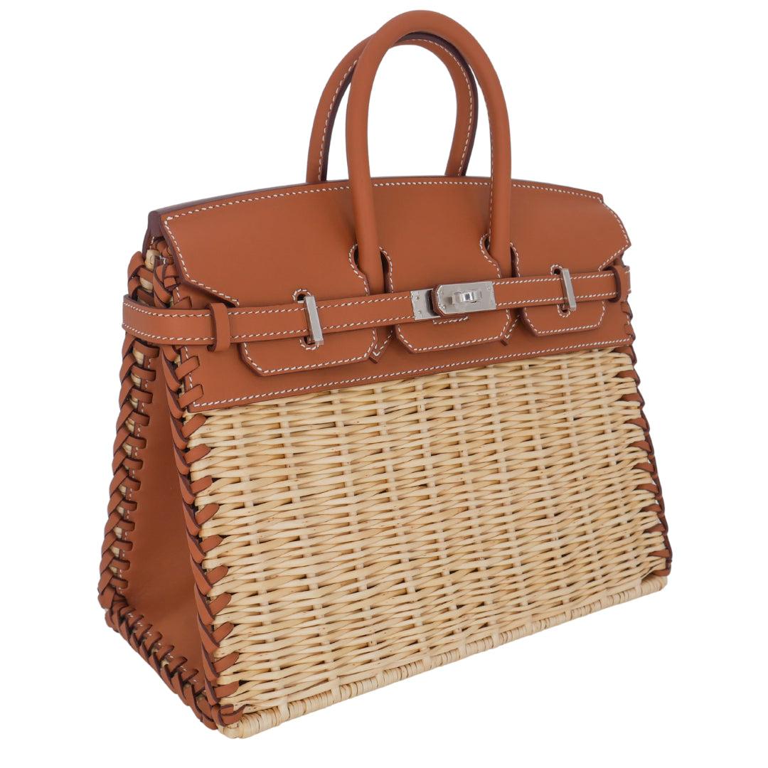 Brand: Hermès
Style: Birkin Picnic
Size: 25cm
Color: Gold
Material: Swift Leather/Osier Wicker
Hardware: Palladium (PHW)
Dimensions: 10