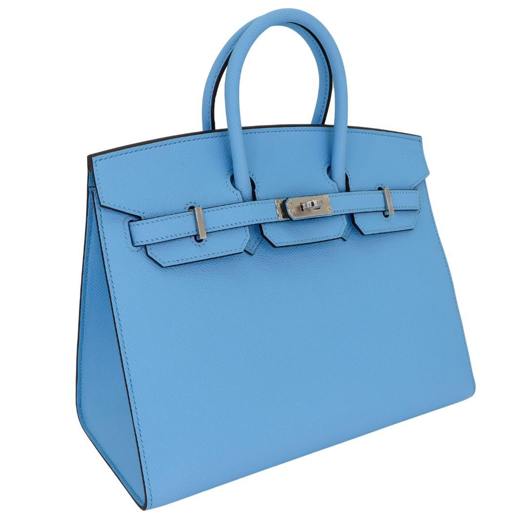 Brand: Hermès
Style: Birkin Sellier
Size: 25cm
Color: Celeste
Material: Epsom Leather
Hardware: Palladium (PHW)
Dimensions: 10