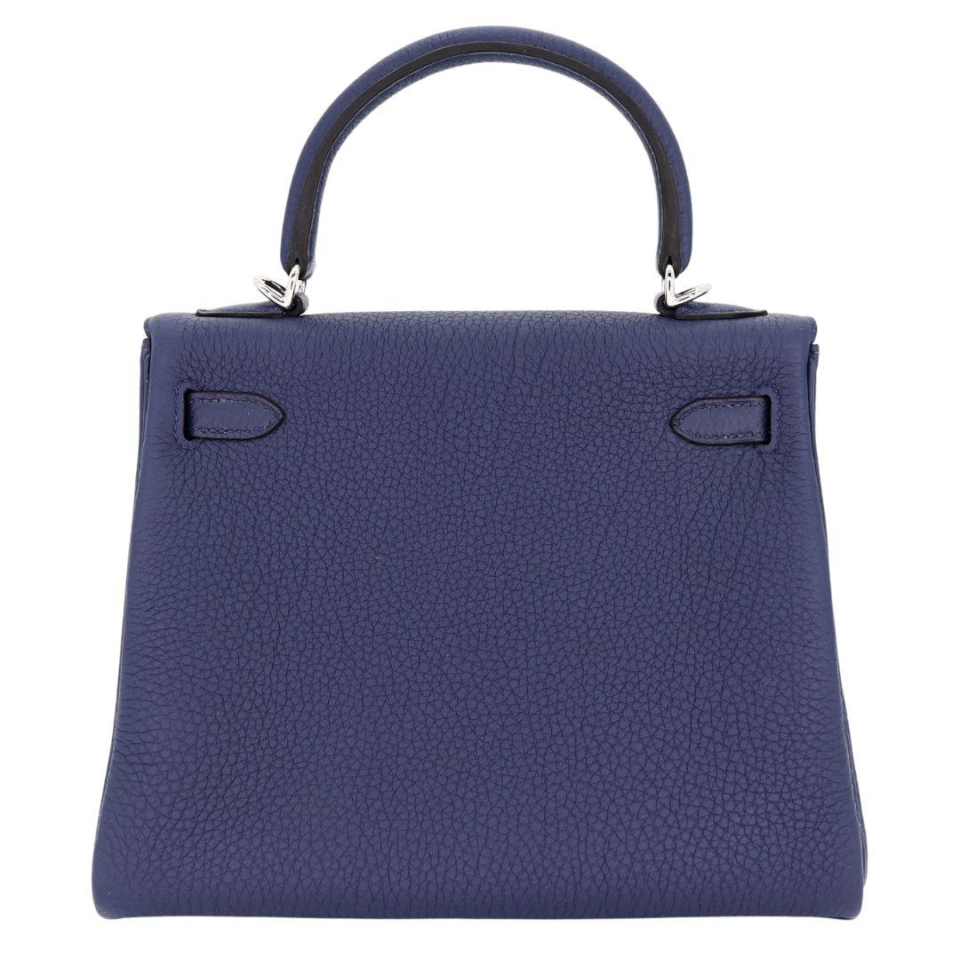 Hermès 25cm Kelly Retourne Bleu Navy Togo Leather Palladium Hardware In New Condition For Sale In Santa Rosa Beach, FL