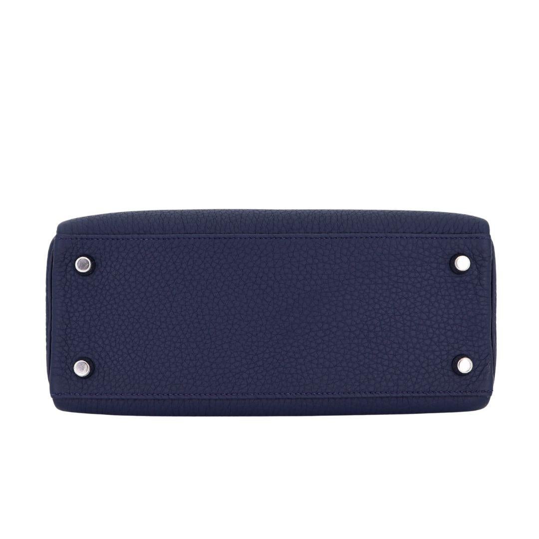 Women's Hermès 25cm Kelly Retourne Bleu Navy Togo Leather Palladium Hardware For Sale