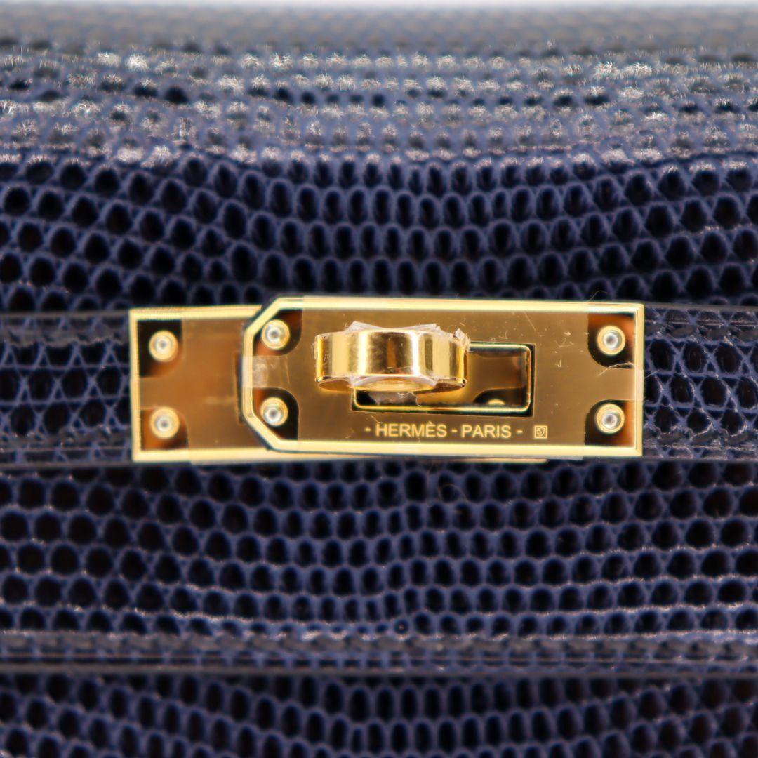 De las mujeres Hermès 25cm Kelly Sellier Azul Indigo Lagarto Brillante Herrajes Dorados en venta