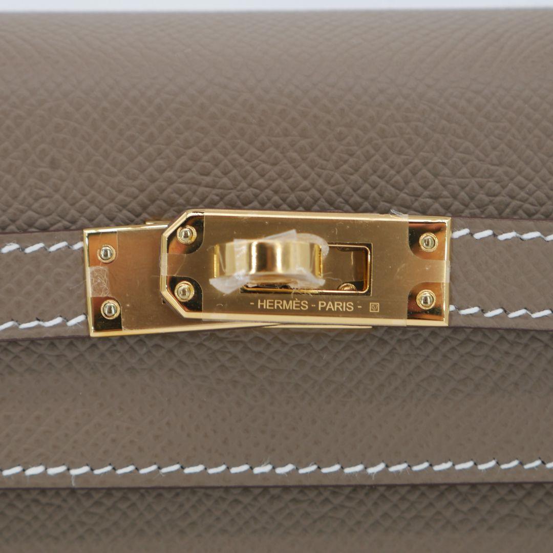 Hermès 25cm Kelly Sellier Etoupe Epsom Leather Gold Hardware For Sale 1