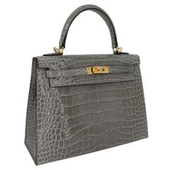 Hermès 25cm Kelly Sellier Gris Zement Glänzend Alligator Gold Hardware