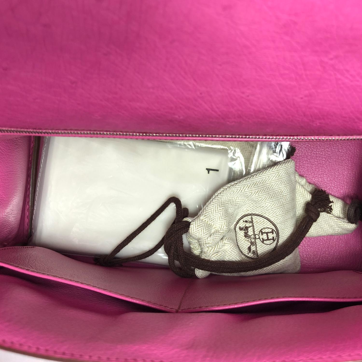 Borsa Kelly Hermes 25cm in struzzo in vendita 1