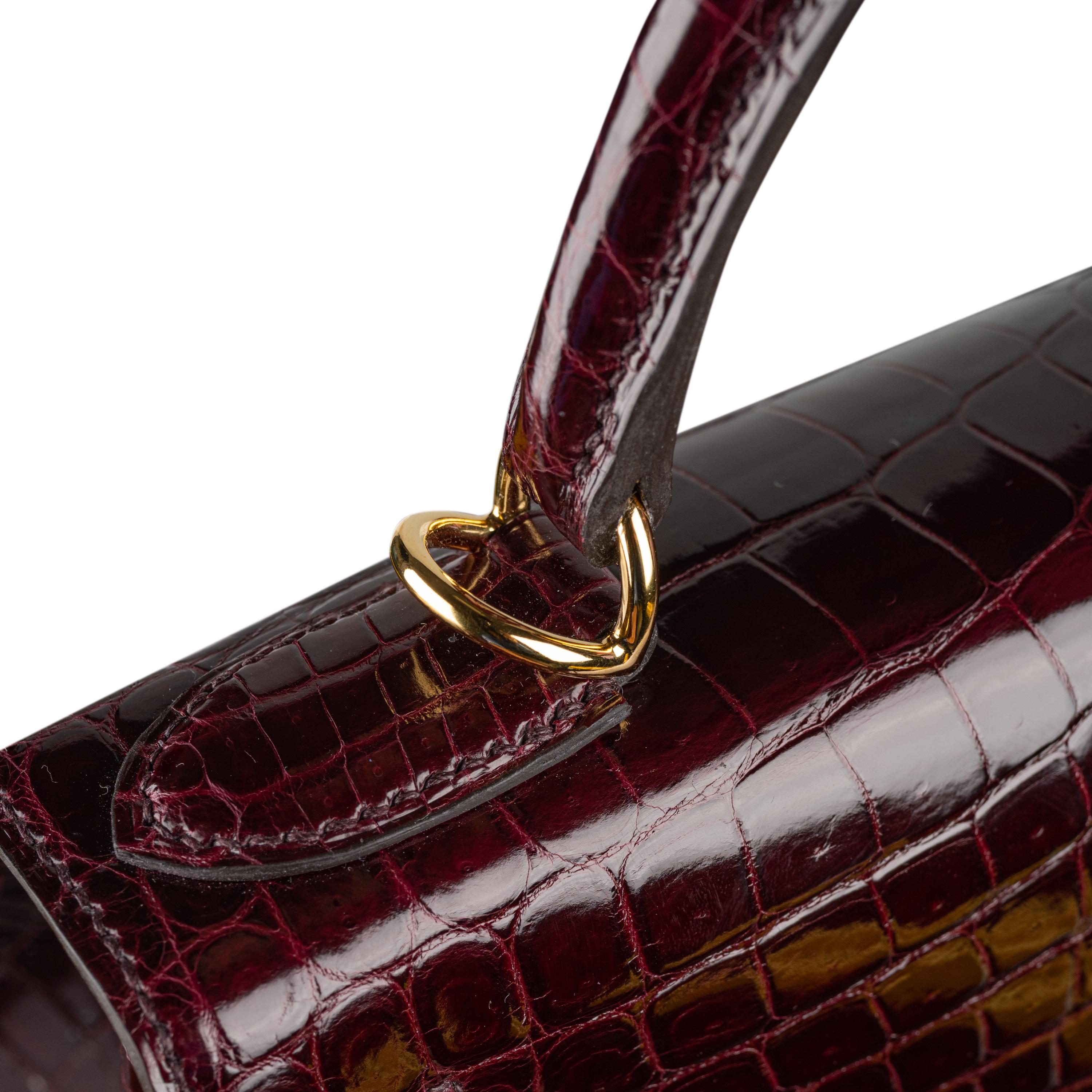 Hermès 28cm Kelly Sellier Bordeaux Shiny Nilo Gold Hardware 2022 7