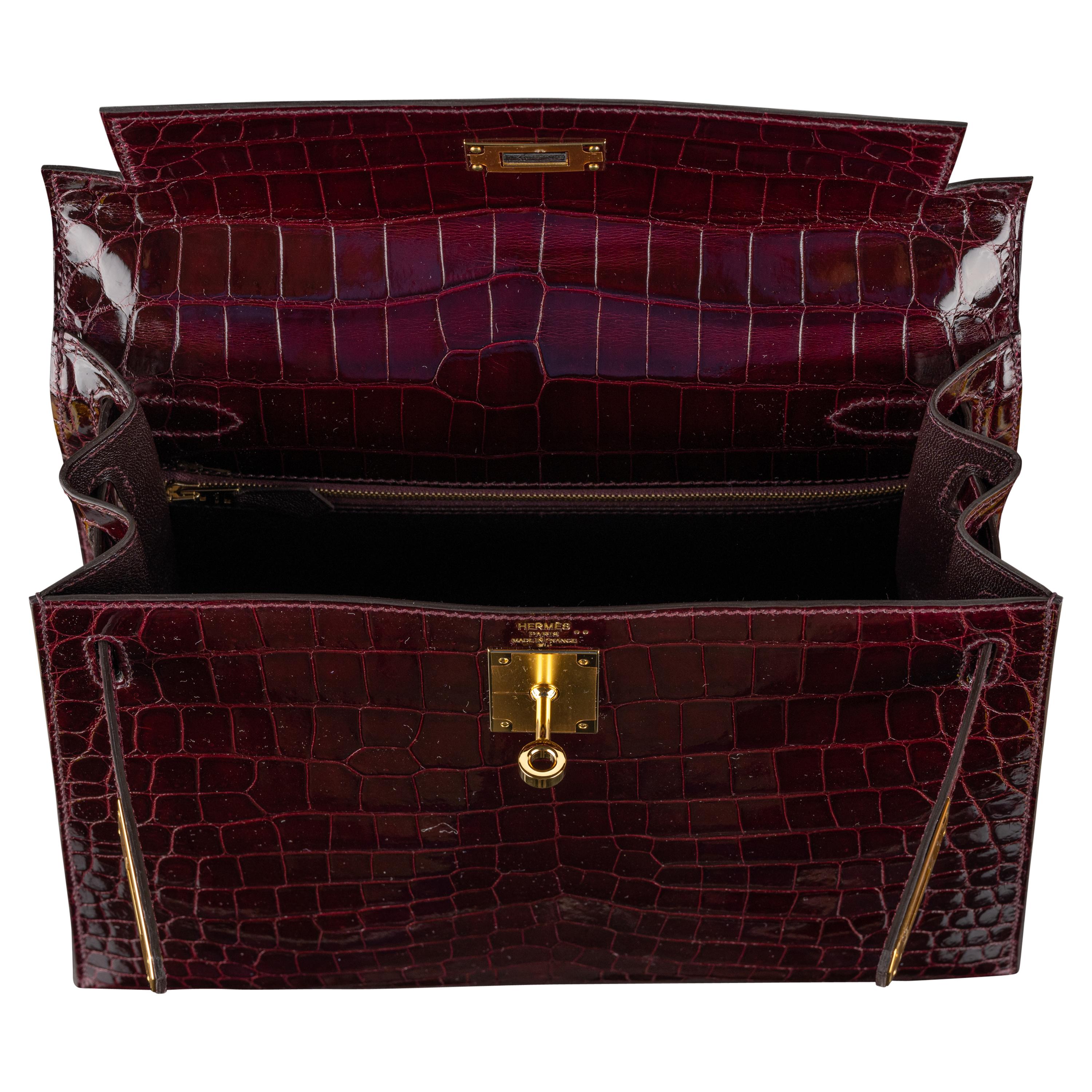 Hermès 28cm Kelly Sellier Bordeaux Shiny Nilo Gold Hardware 2022 8
