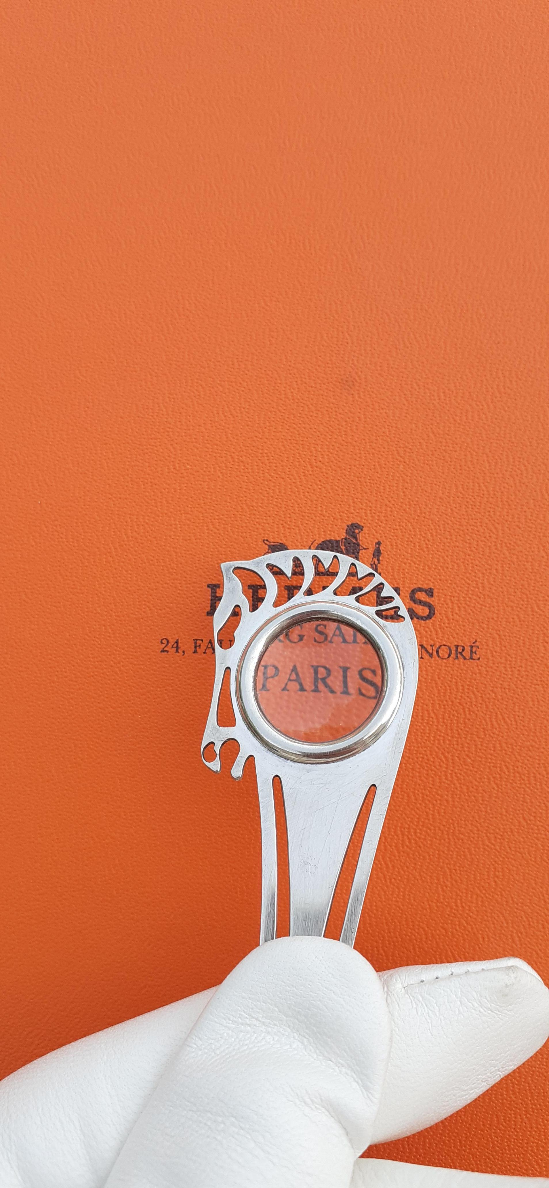 Hermès 3 functions Paperclip Magnifying Glass Bookmark Horse Pattern in Metal For Sale 2