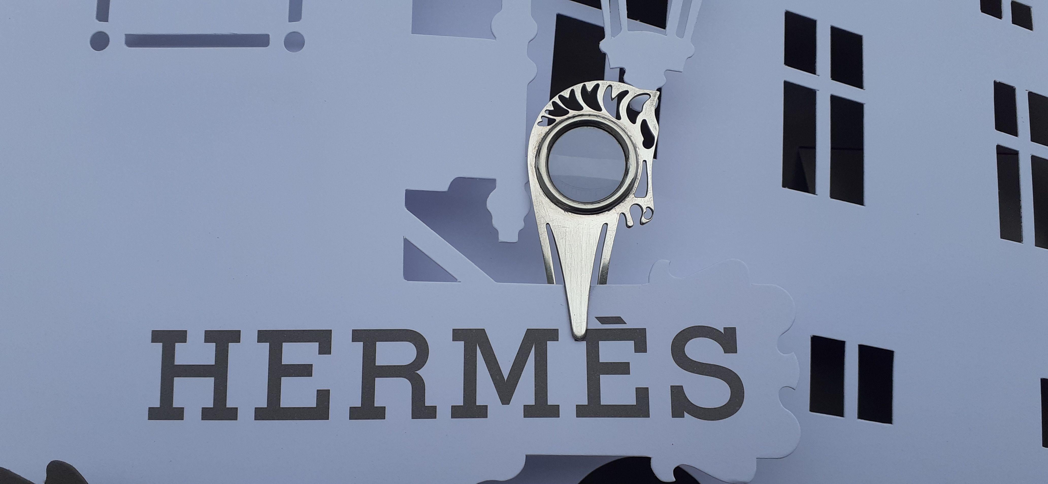 Hermès 3 Funktionen Büroklammer Vergrößerungsglas Lesezeichen Pferd geformt im Angebot 7