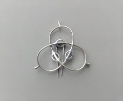 Hermès 3 Spurs Shaped Silver Brooch Lapel Pin Texas Horse Equestrian