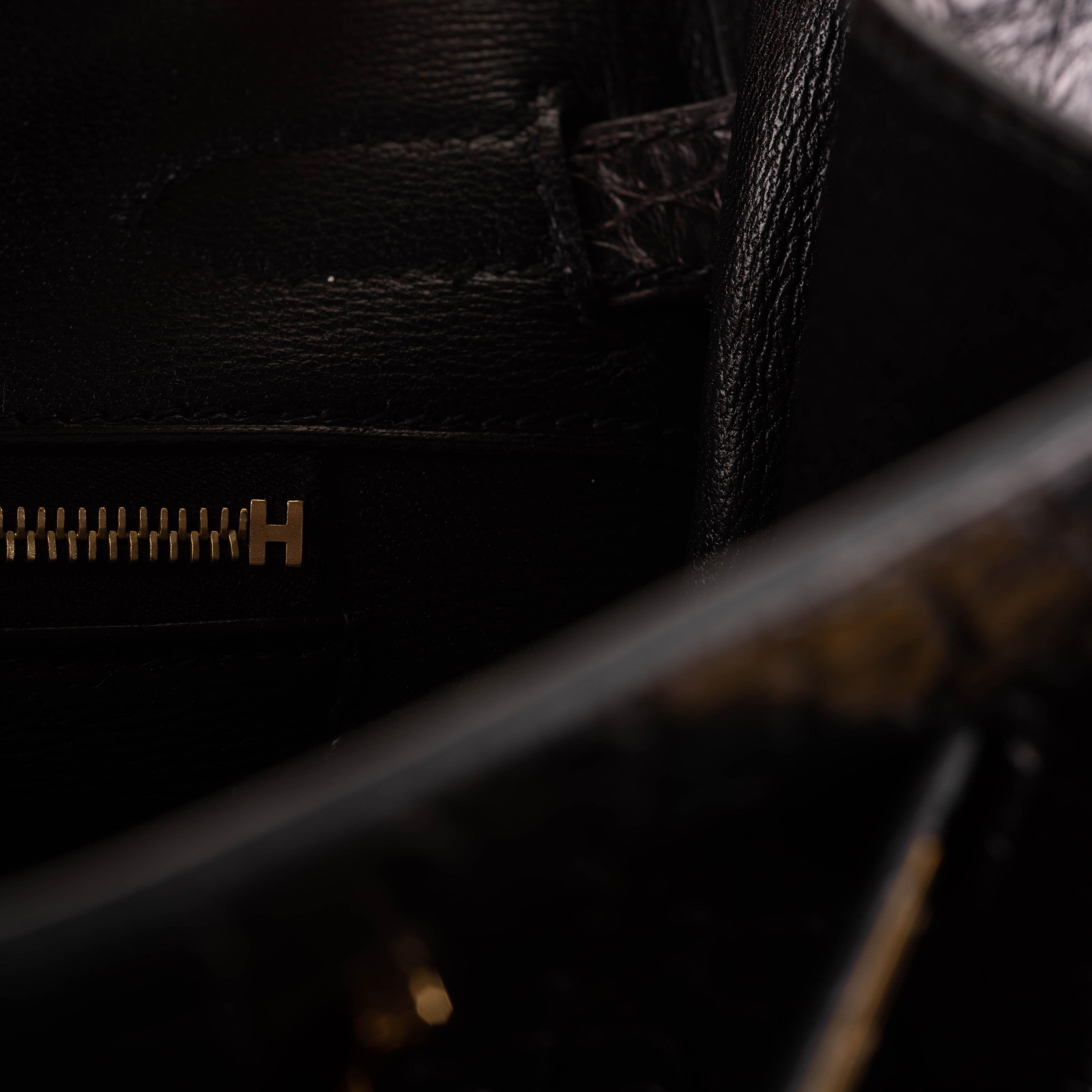 Hermès 30cm Birkin Black Matte Alligator Gold Hardware 2022 12