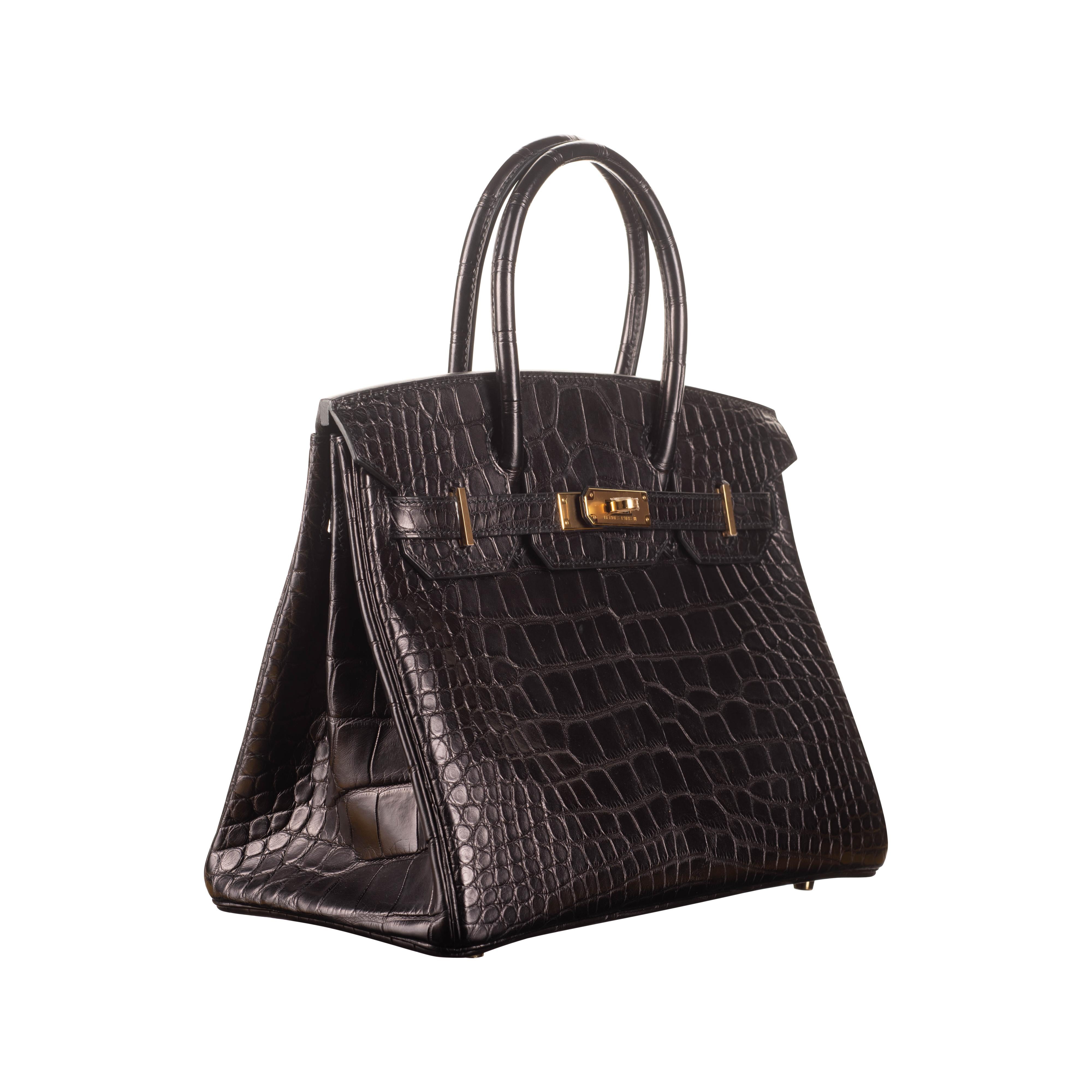 Hermès 30cm Birkin Black Matte Alligator Gold Hardware (Y/2022)