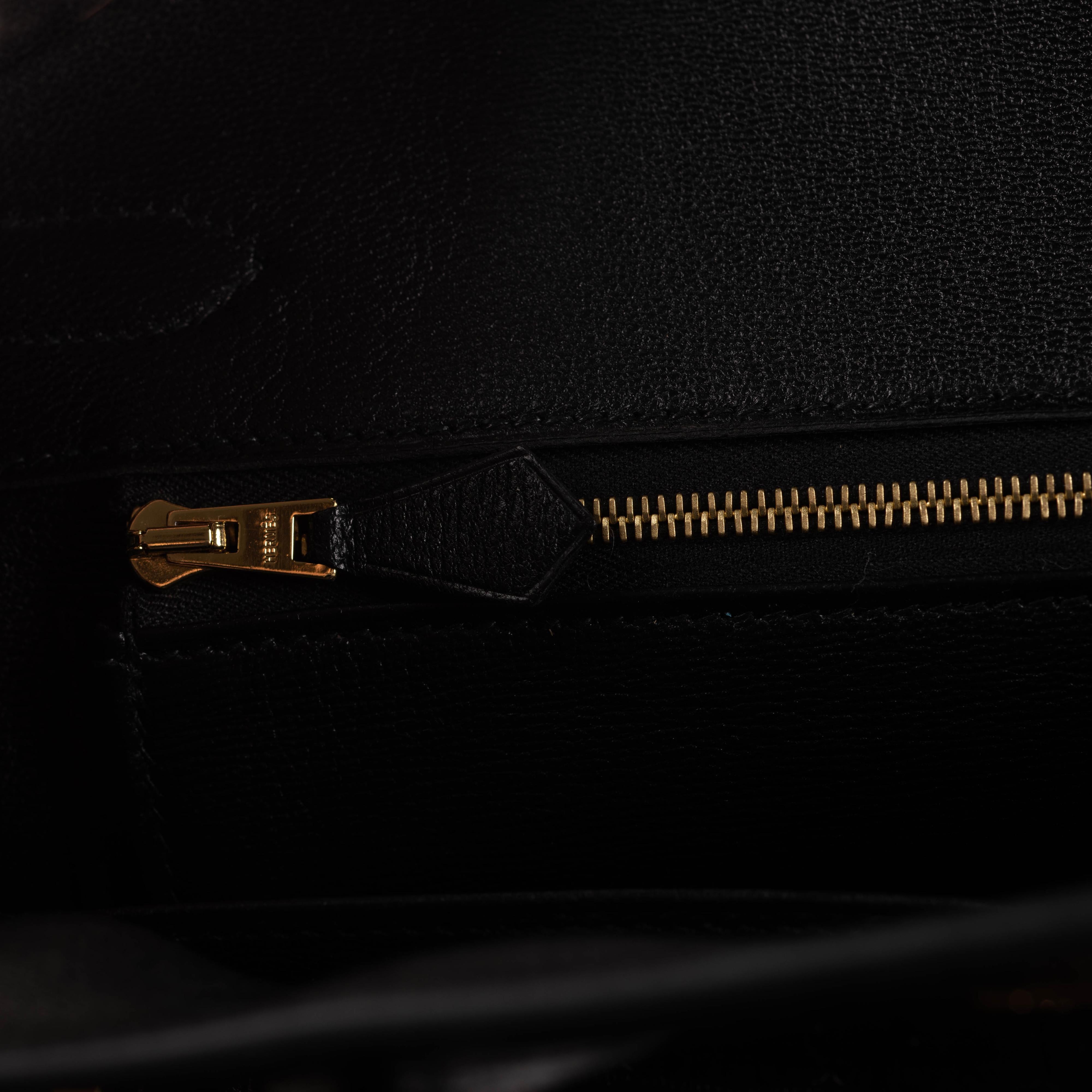 Hermès 30cm Birkin Black Matte Alligator Gold Hardware 2022 13