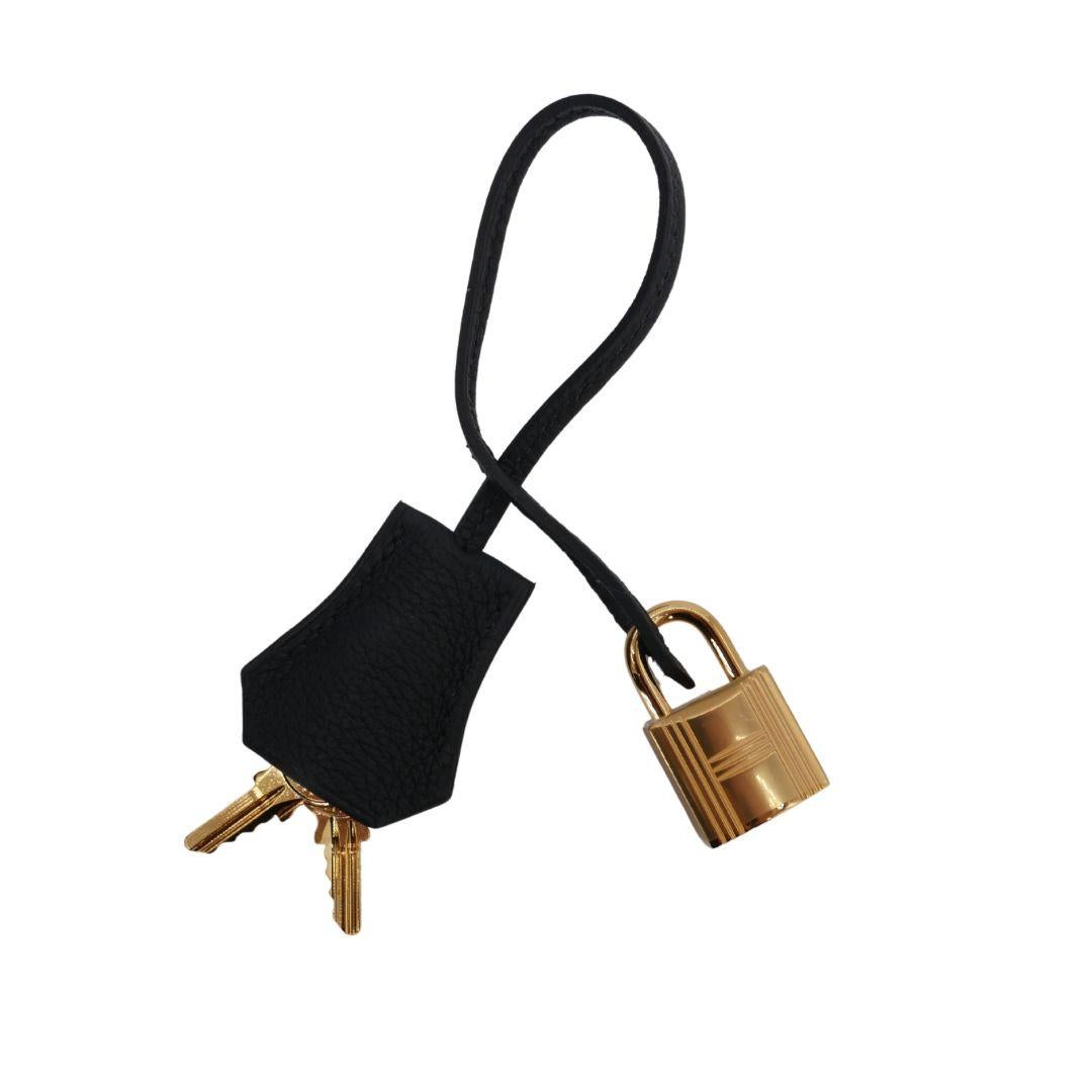 Hermès 30cm Birkin Black Togo Leather Gold Hardware For Sale 3