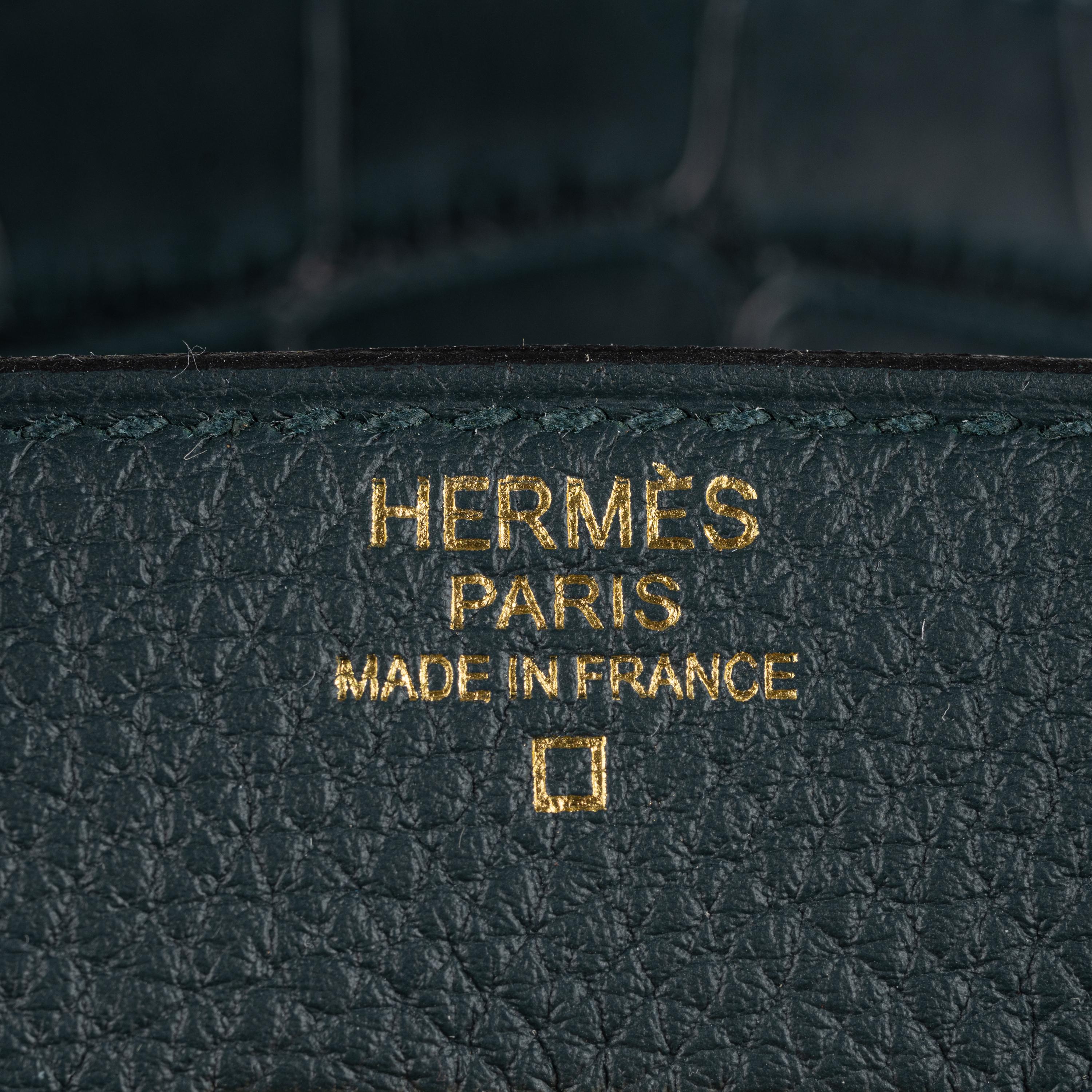Hermès 30cm Birkin Vert Cypress Touch Gold Hardware 2022 For Sale 3