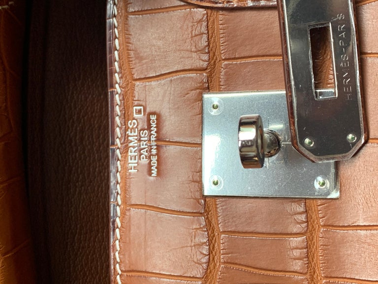 SAC A MAIN EN CUIR CROCODILE VÉRITABLE BRUN vintage Intérieur Cuir fauve