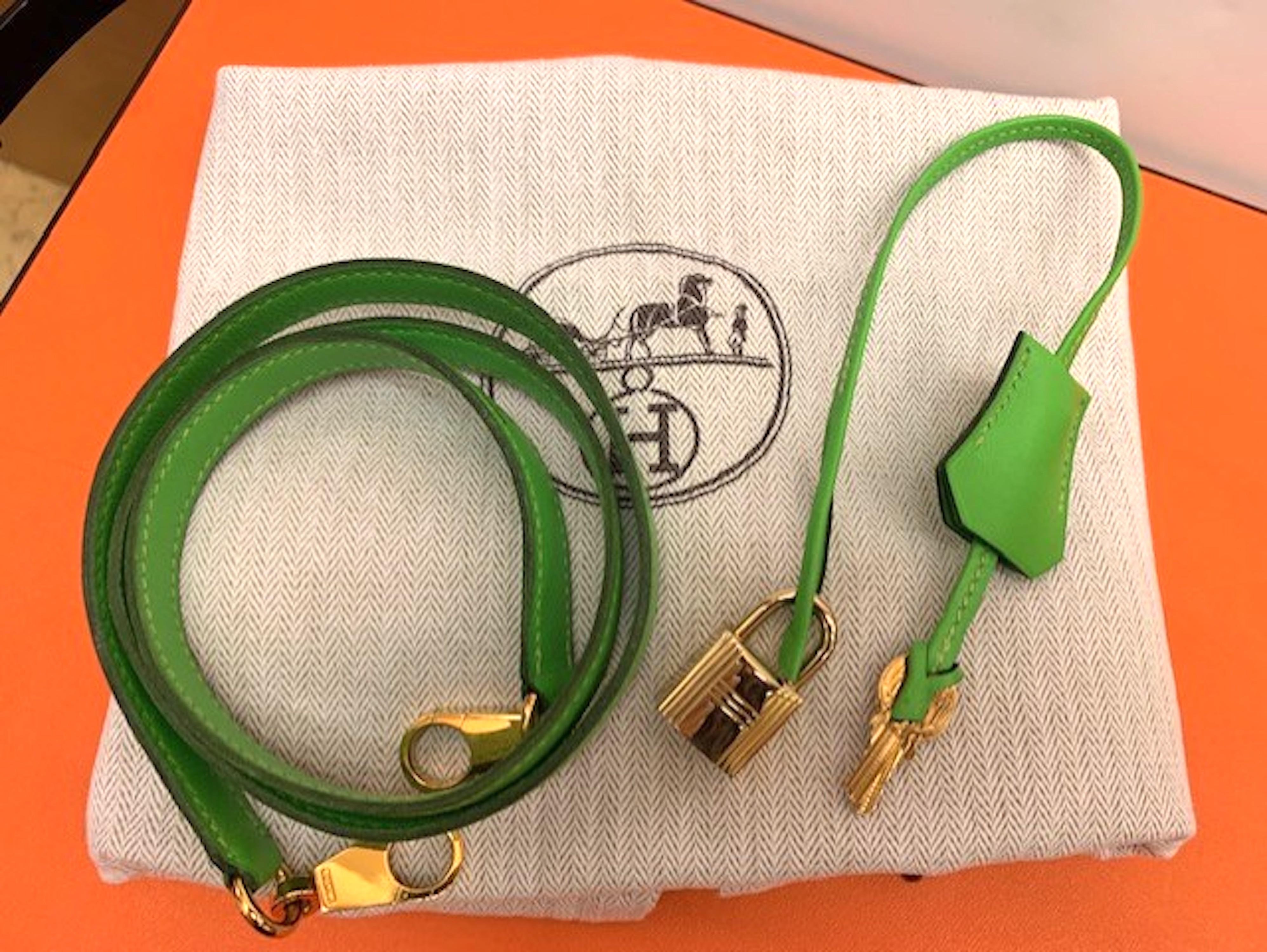  Hermes  35 Apple Green Kelly Swift Leather  For Sale 9
