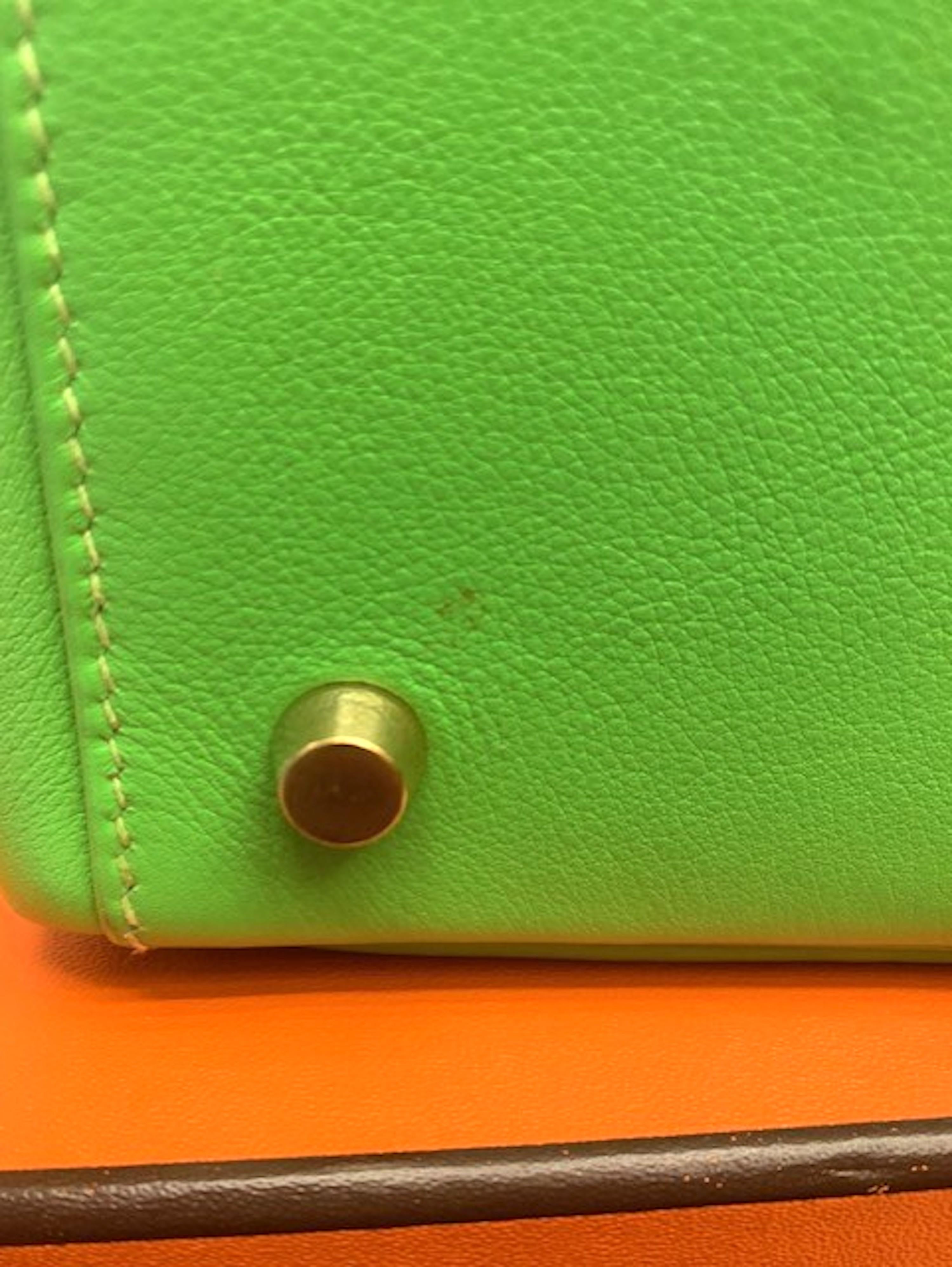  Hermes  35 Apple Green Kelly Swift Leather  For Sale 10