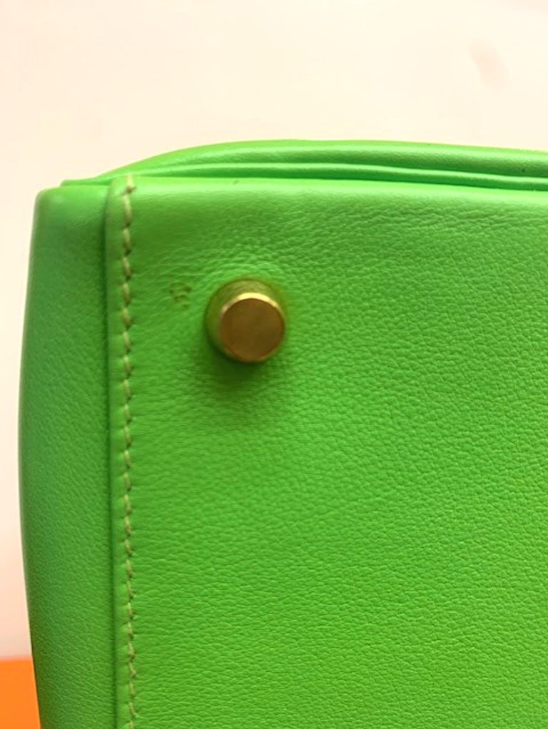 Hermes 35 Apple Green Kelly Swift Leather For Sale at 1stDibs