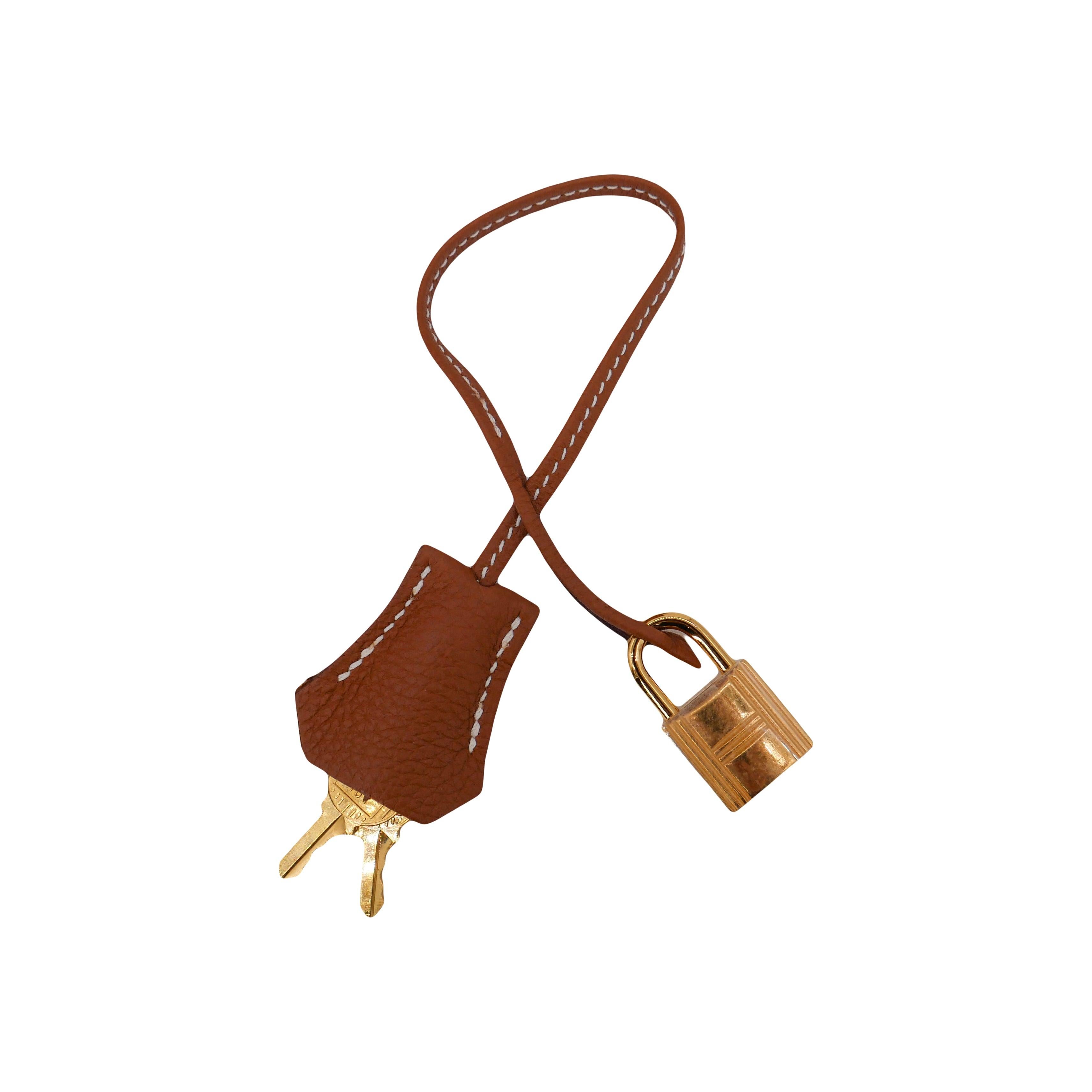 Women's Hermès 35cm Birkin Gold Togo Leather Gold Hardware For Sale