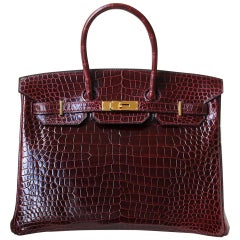 Hermès 35cm Burgundy Porosus Crocodile Gold H/W Birkin Bag 