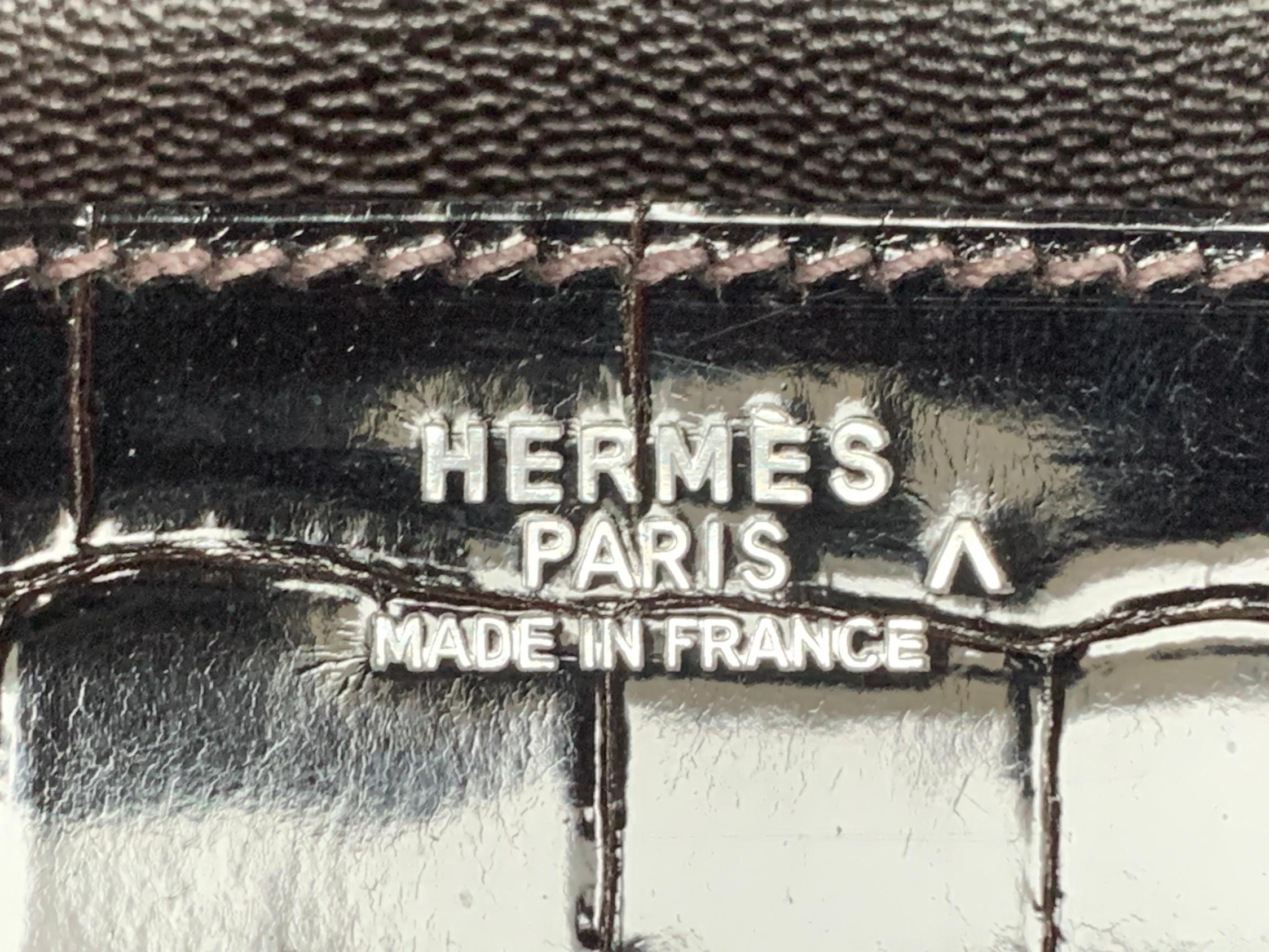 Hermes 35cm Crocodile Cacao Porosus Birkin Bag In Good Condition For Sale In New York, NY