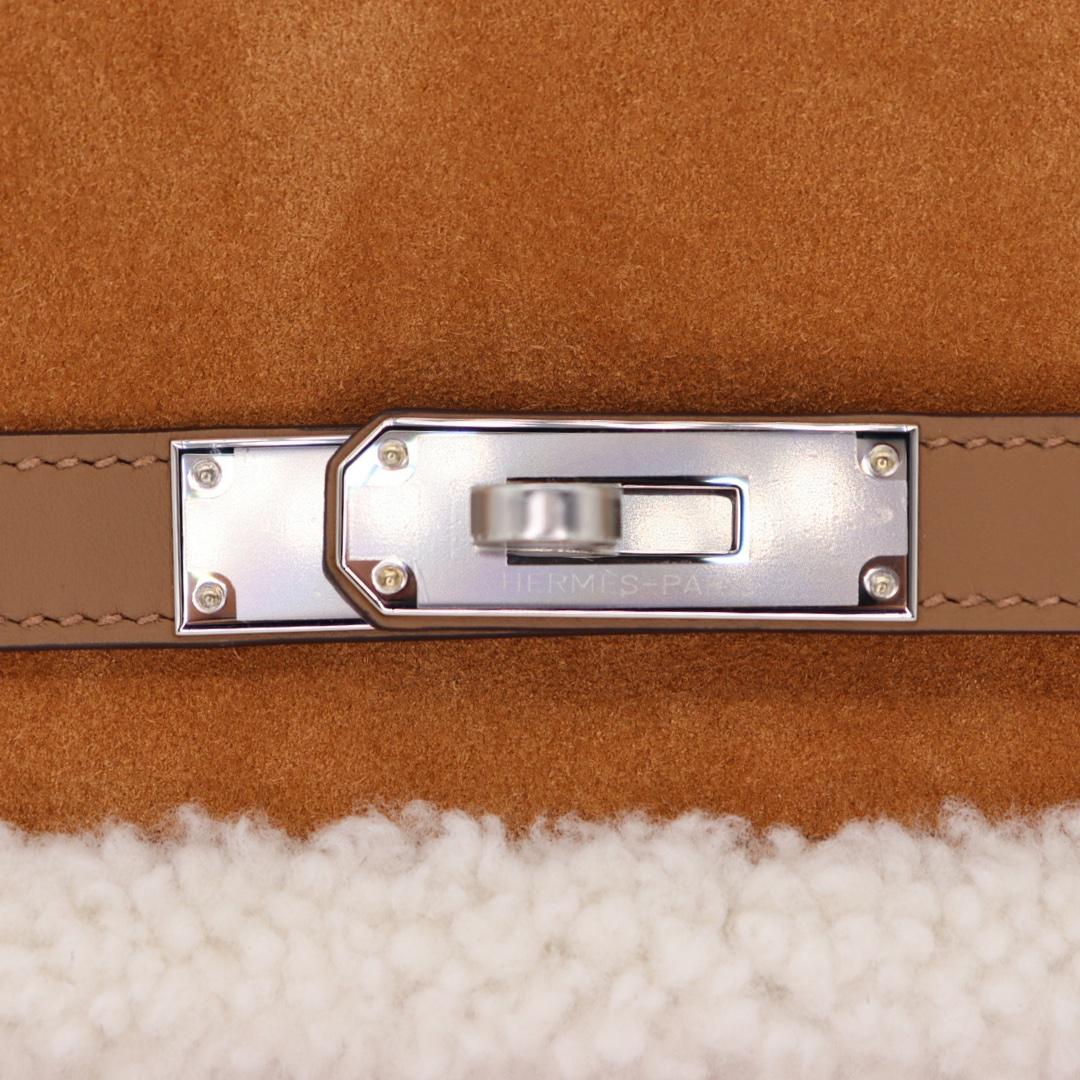 Women's Hermès 35cm Kelly Teddy Shearling Chamois/Ecru/Alezan Suede Leather Palladium Ha For Sale