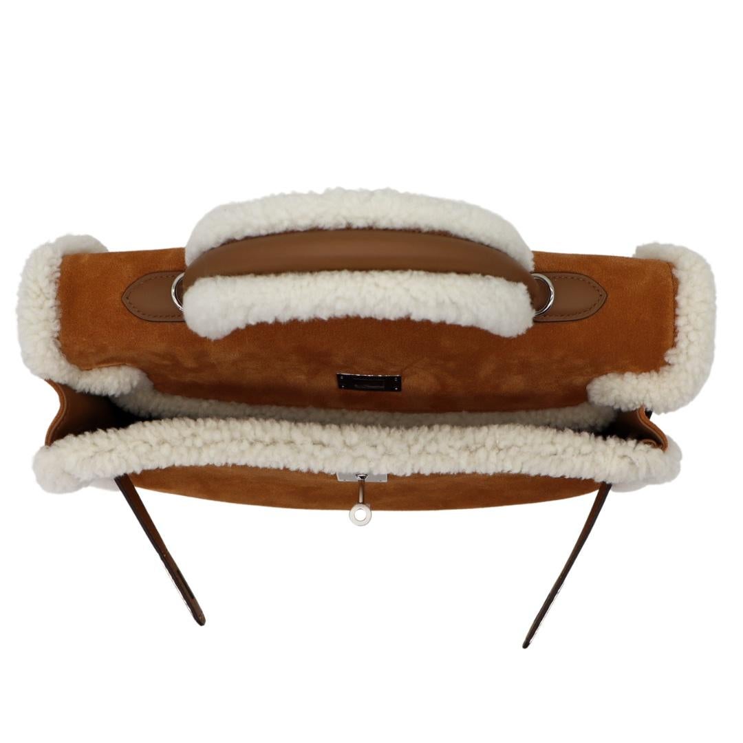 Hermès 35cm Kelly Teddy Shearling Chamois/Ecru/Alezan Suede Leather Palladium Ha For Sale 2