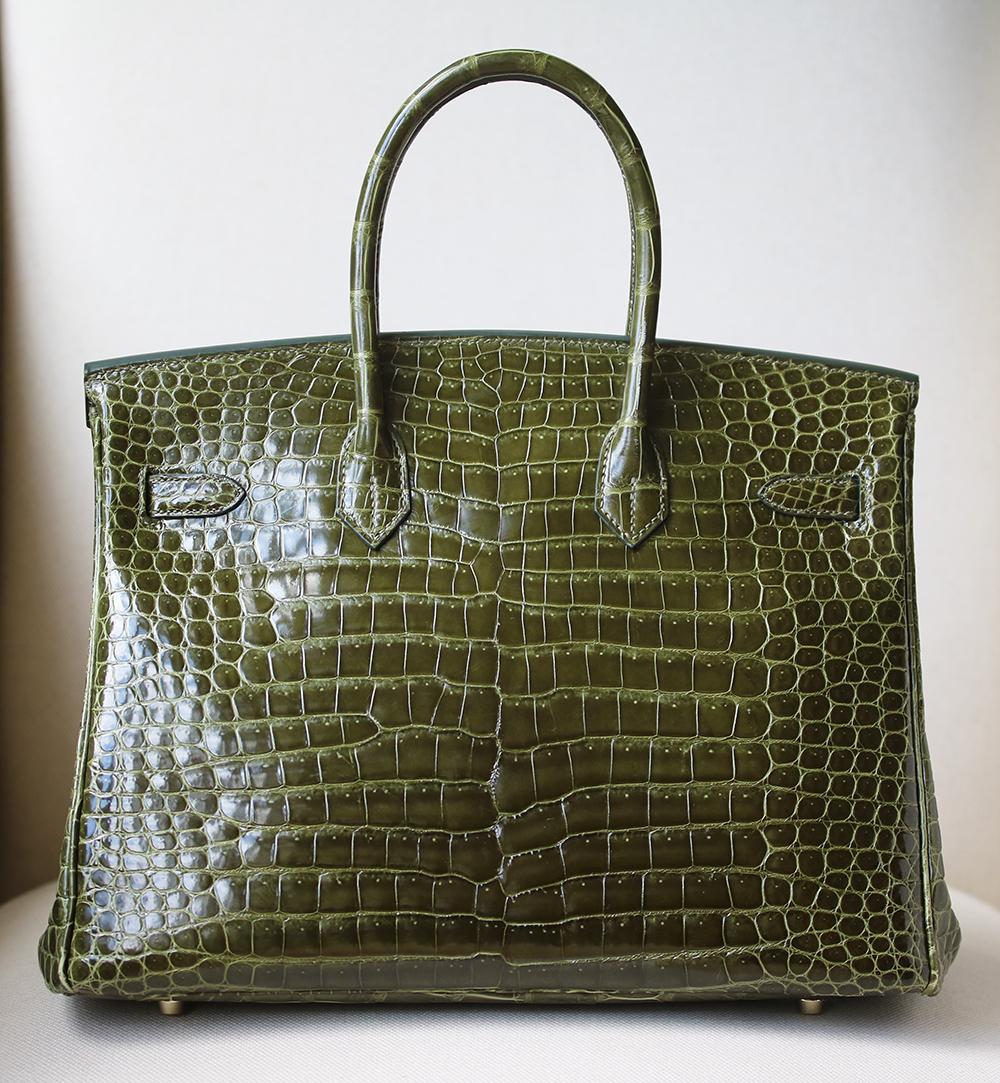 Women's Hermès 35cm Vert Porosus Crocodile Gold H/W Birkin Bag