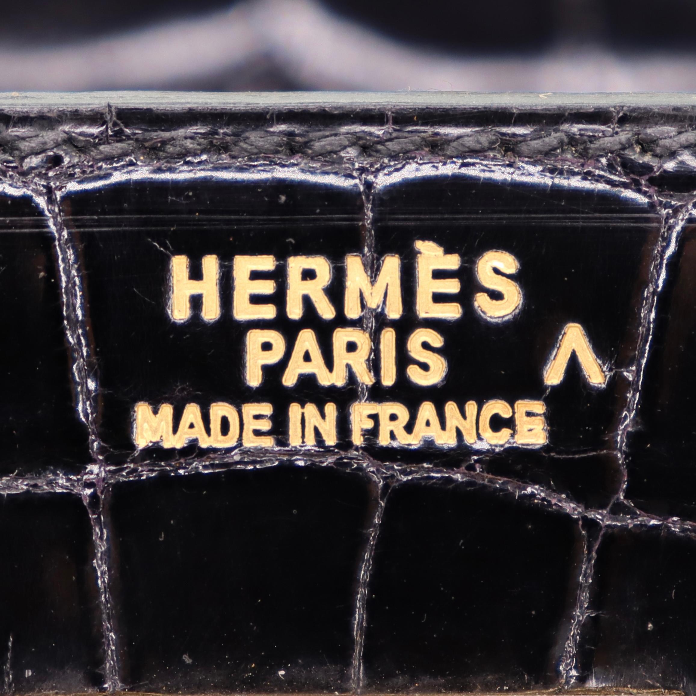 Hermès 40cm HAC Black Shiny Alligator Gold Hardware For Sale 2