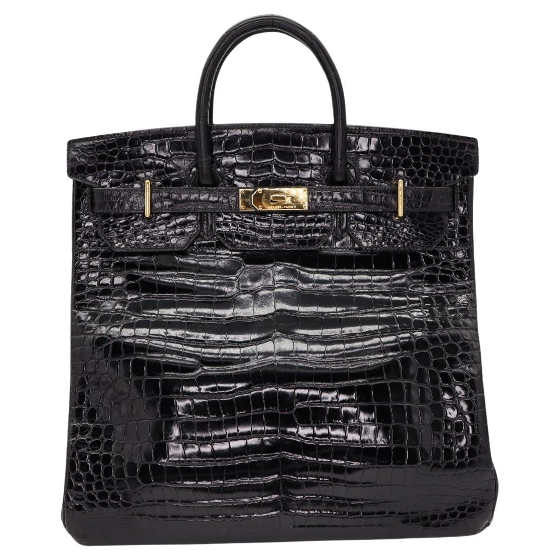 Hermès 40cm HAC Alligator Noir Brillant Quincaillerie Or en vente