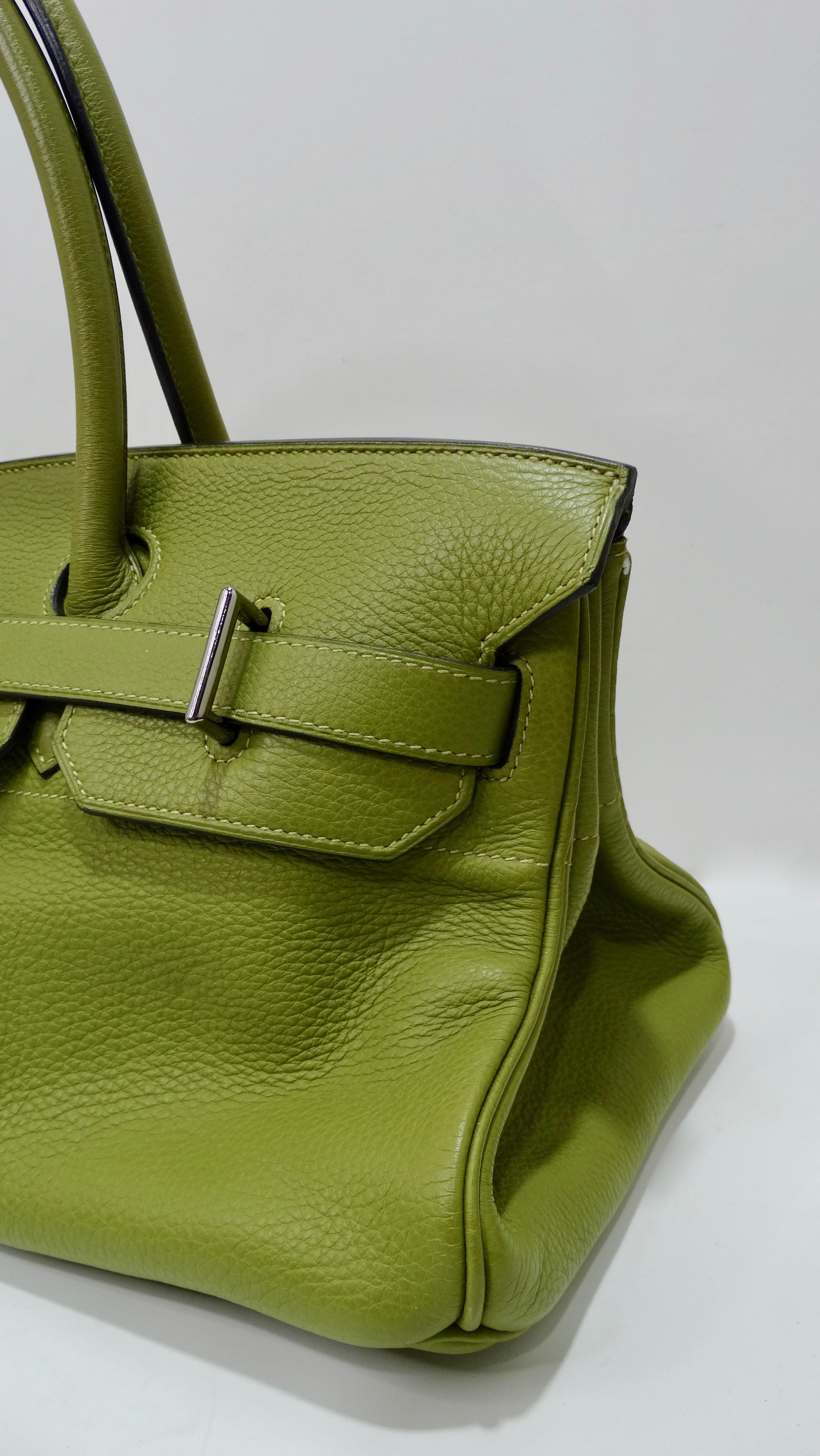 Hermès - Sac Birkin 42cm vert chartreuse Clémence JPG, porté épaule  9