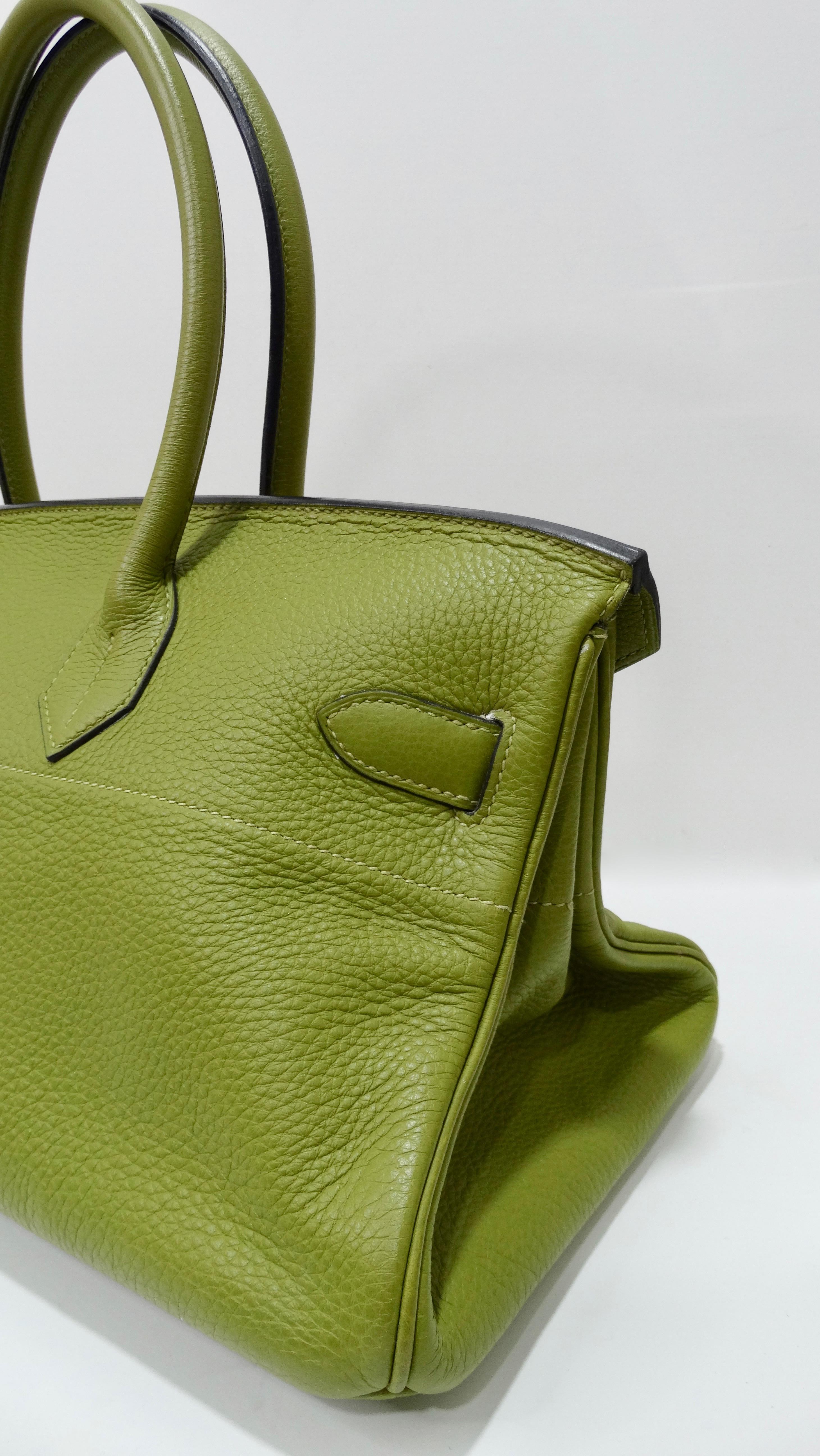 Hermès - Sac Birkin 42cm vert chartreuse Clémence JPG, porté épaule  3